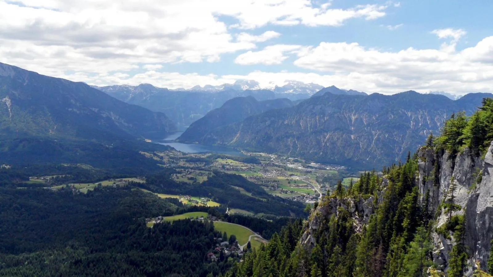 Natural landscape in Hostel Bad Goisern