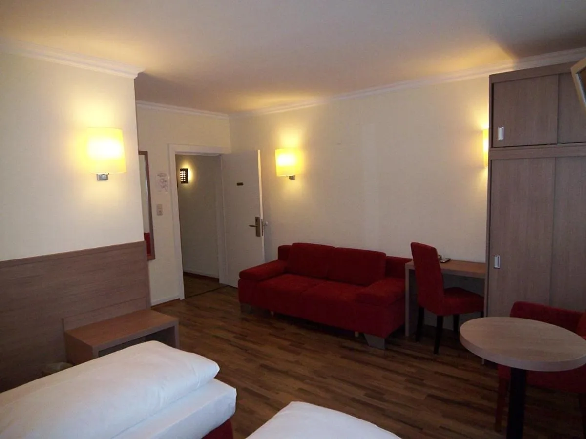 Bed in Hotel Marienthal Garni