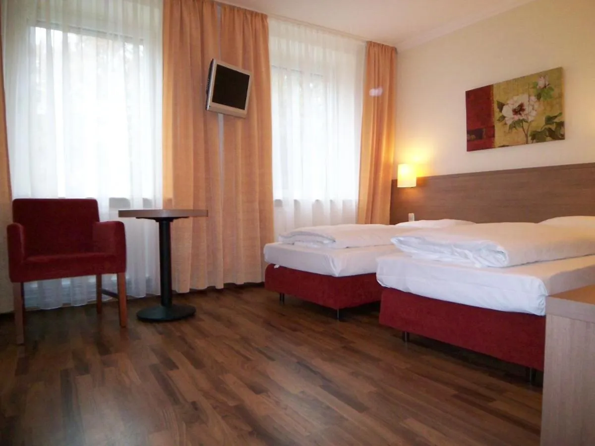 Bed in Hotel Marienthal Garni