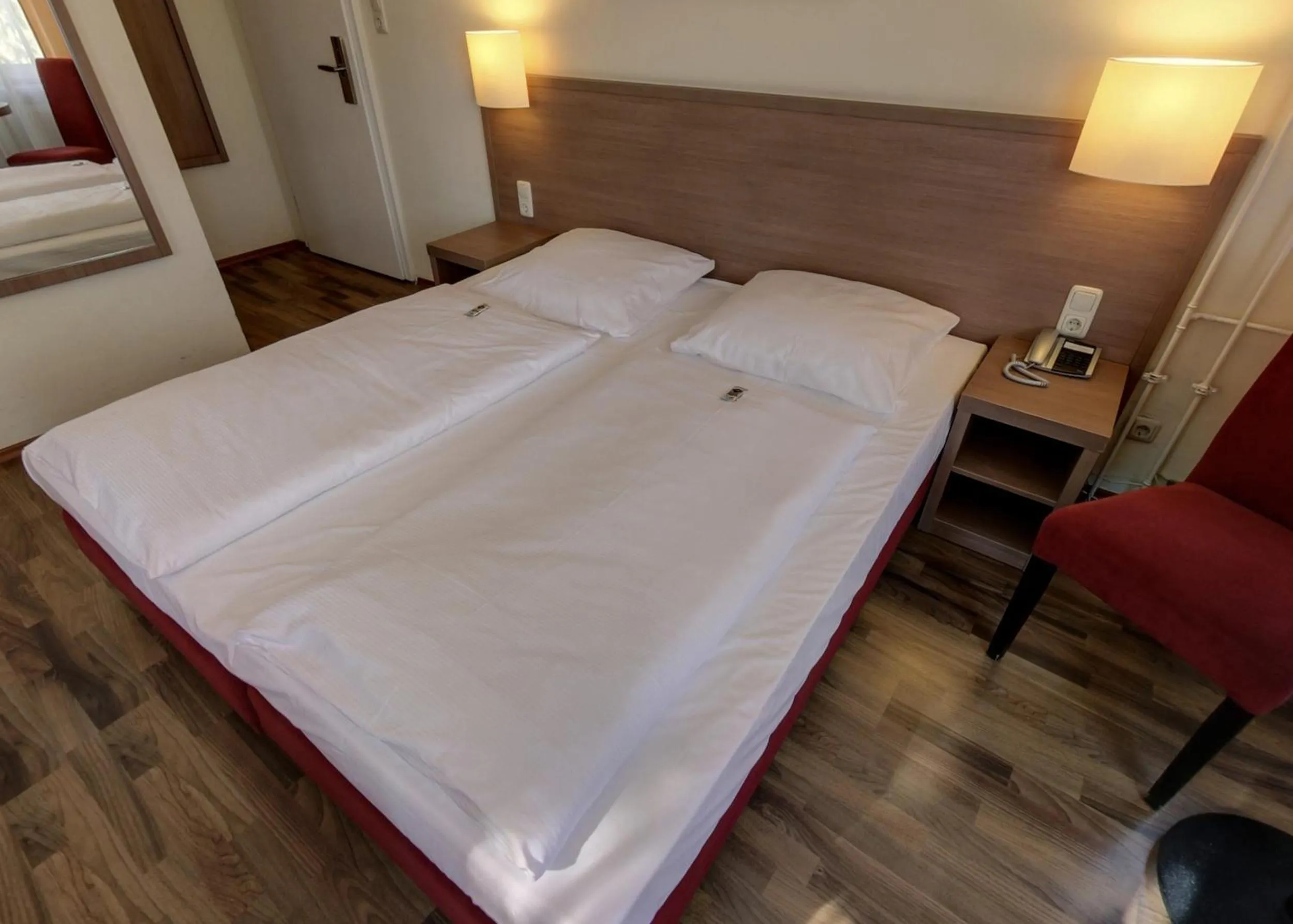 Bed in Hotel Marienthal Garni