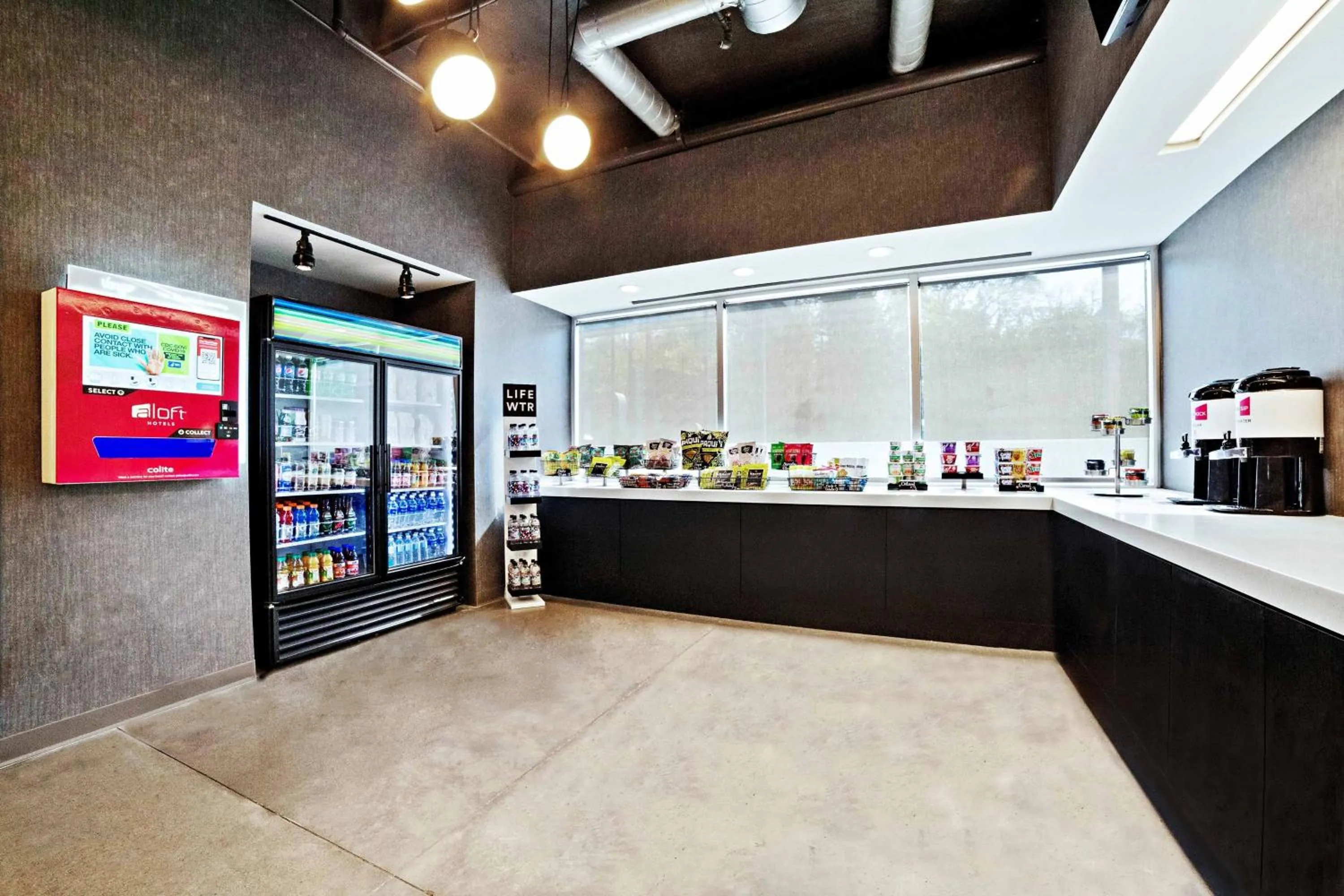 Restaurant/places to eat in Aloft Nashville Franklin