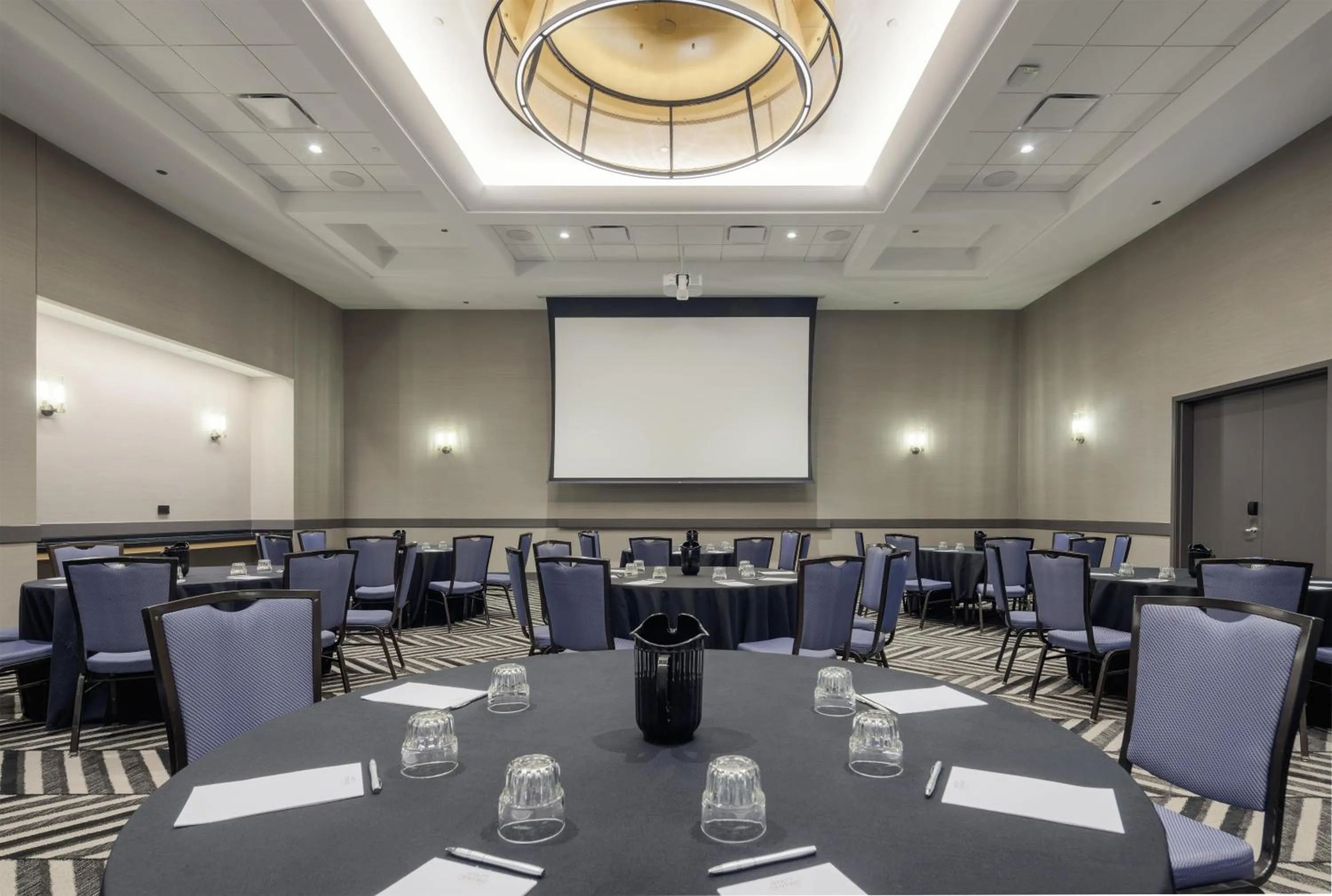 Meeting/conference room in Hyatt Centric Chicago Ohare