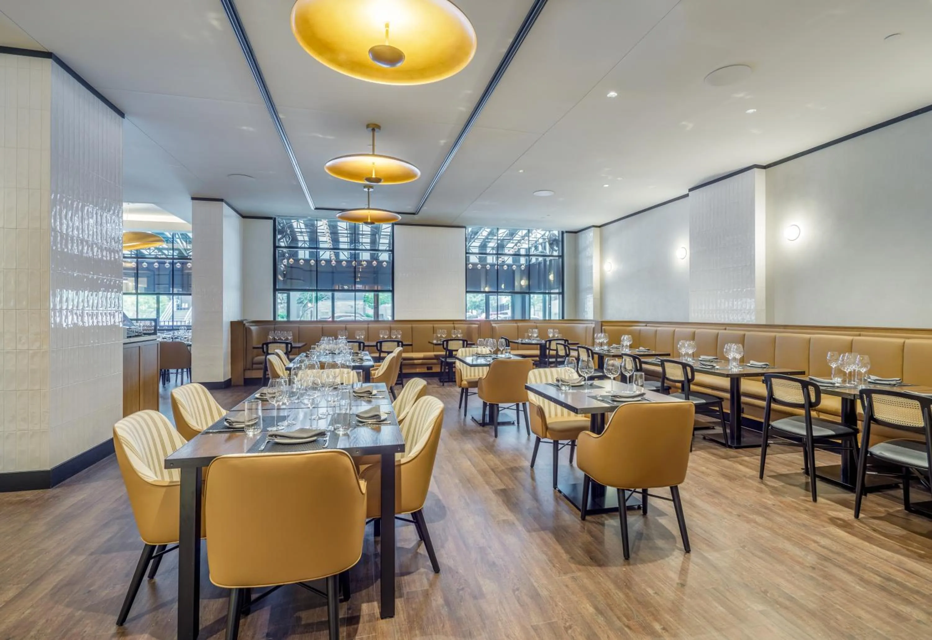 Restaurant/places to eat in Hyatt Centric Chicago Ohare