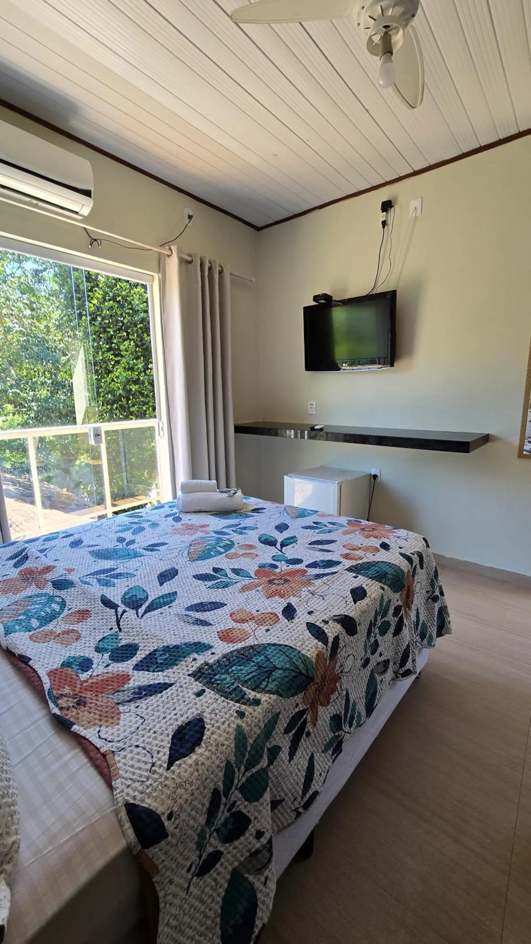 Suite with Balcony in Pousada Colibri