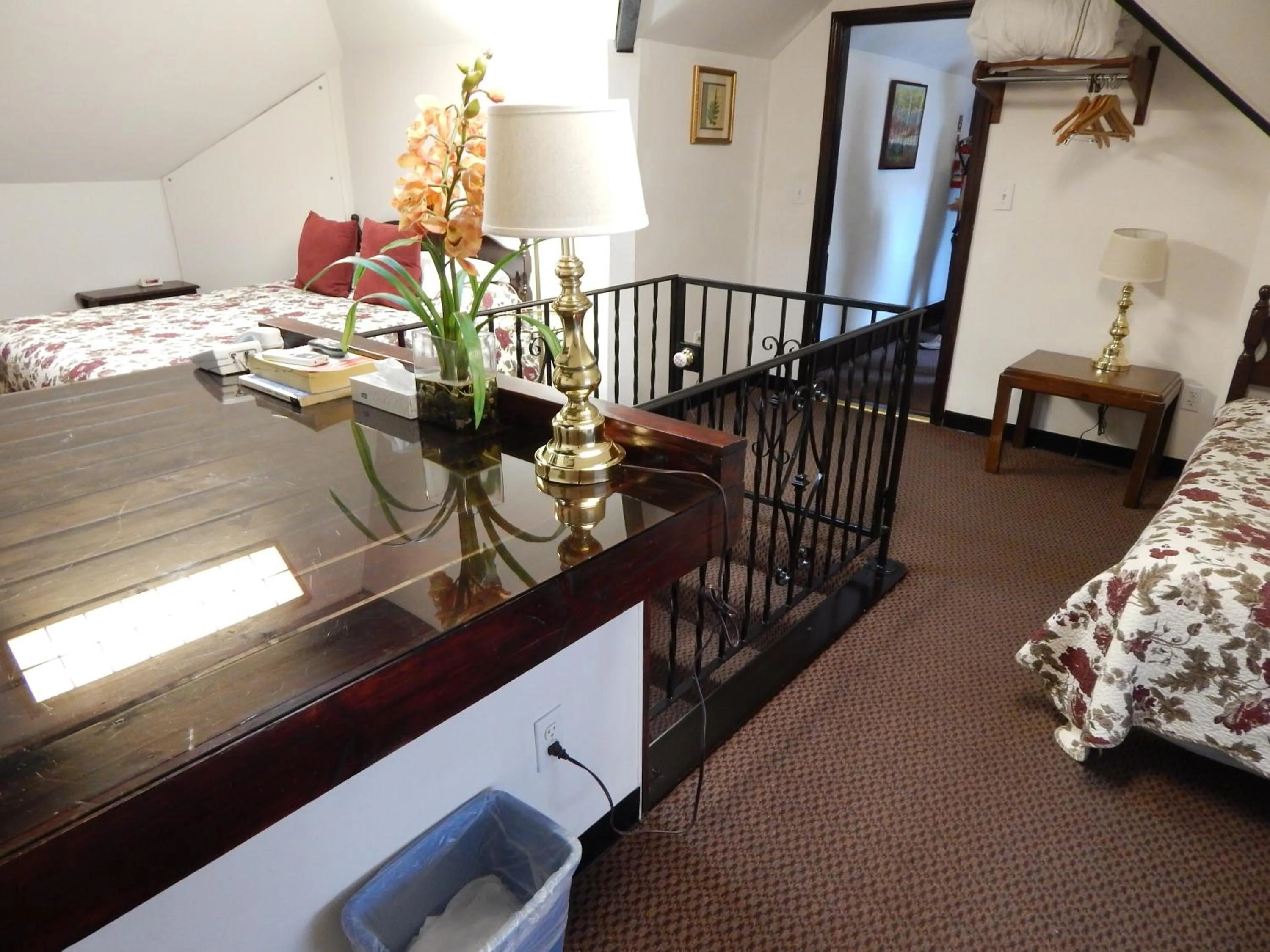 Photo of the whole room, Bed in A Friendly Inn at Harvard