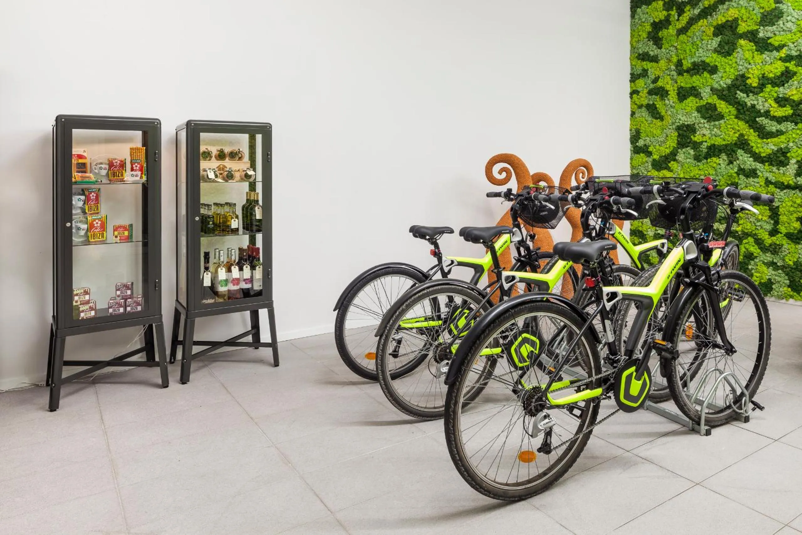 Cycling in Sud Ibiza Suites