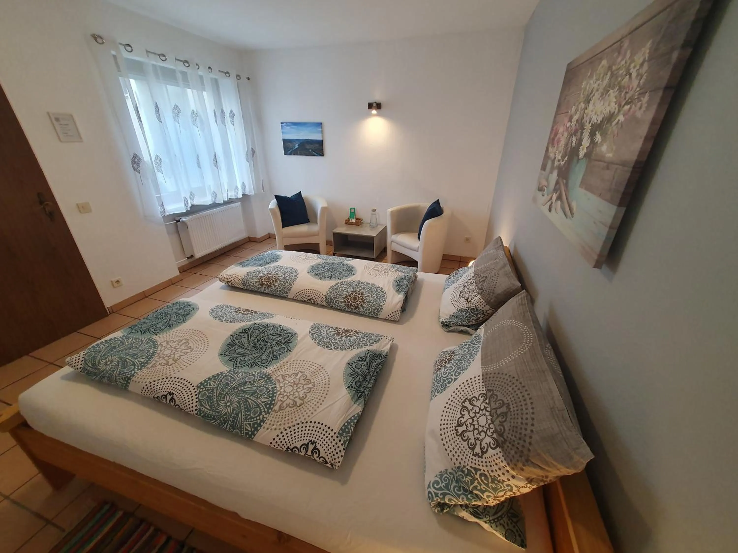 Photo of the whole room, Bed in Pension Rehschopp