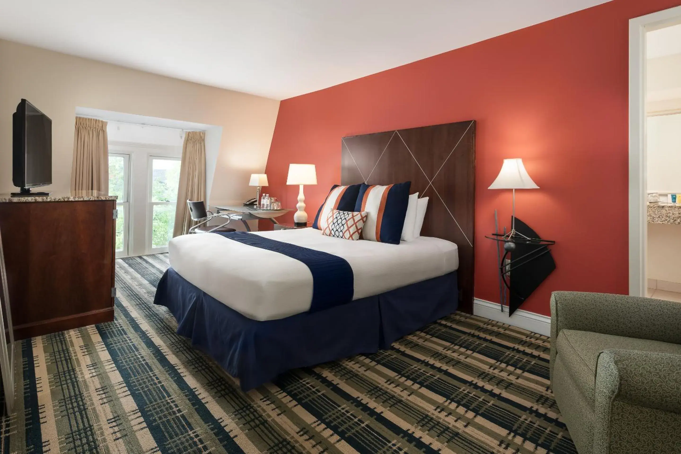 Classic Queen Room in The Mansion on Delaware Avenue Classic Queen Room in The Mansion on Delaware Avenue