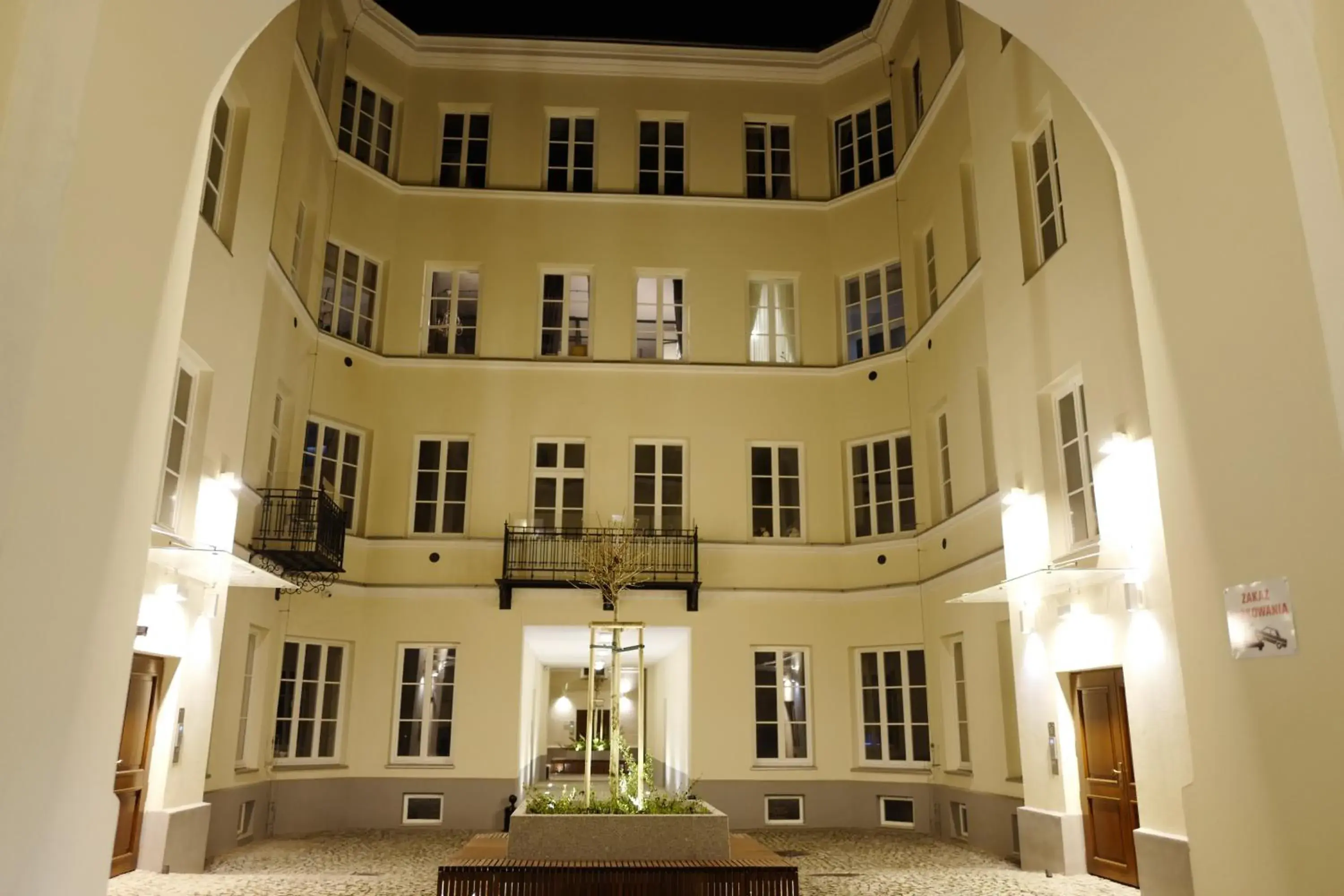 Apartment In the Heart of Warsaw Apartment In the Heart of Warsaw