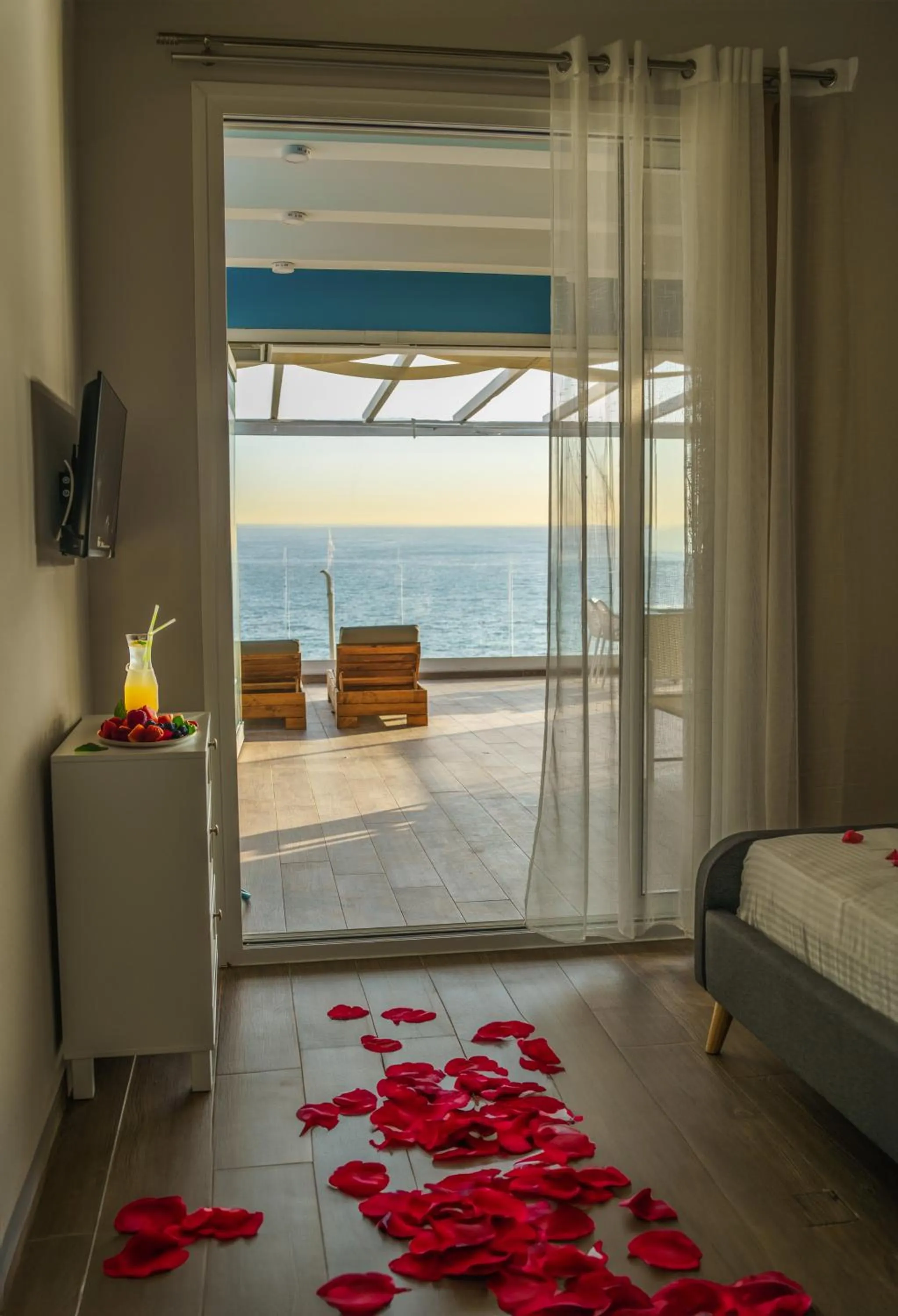 Property building, Bed in Must Boutique Hotel & Restaurant