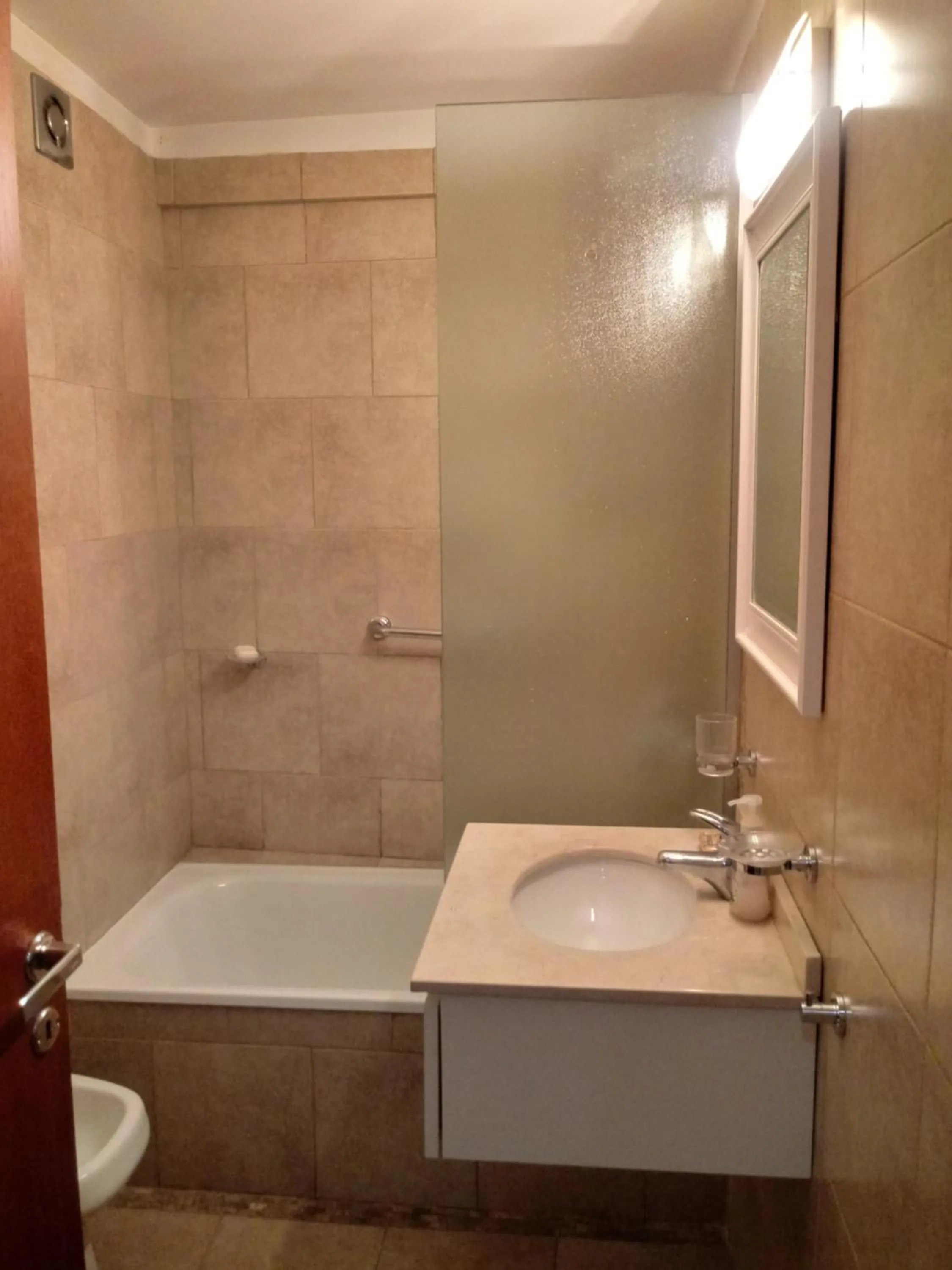 Bathroom in Avenida Cabildo 1535