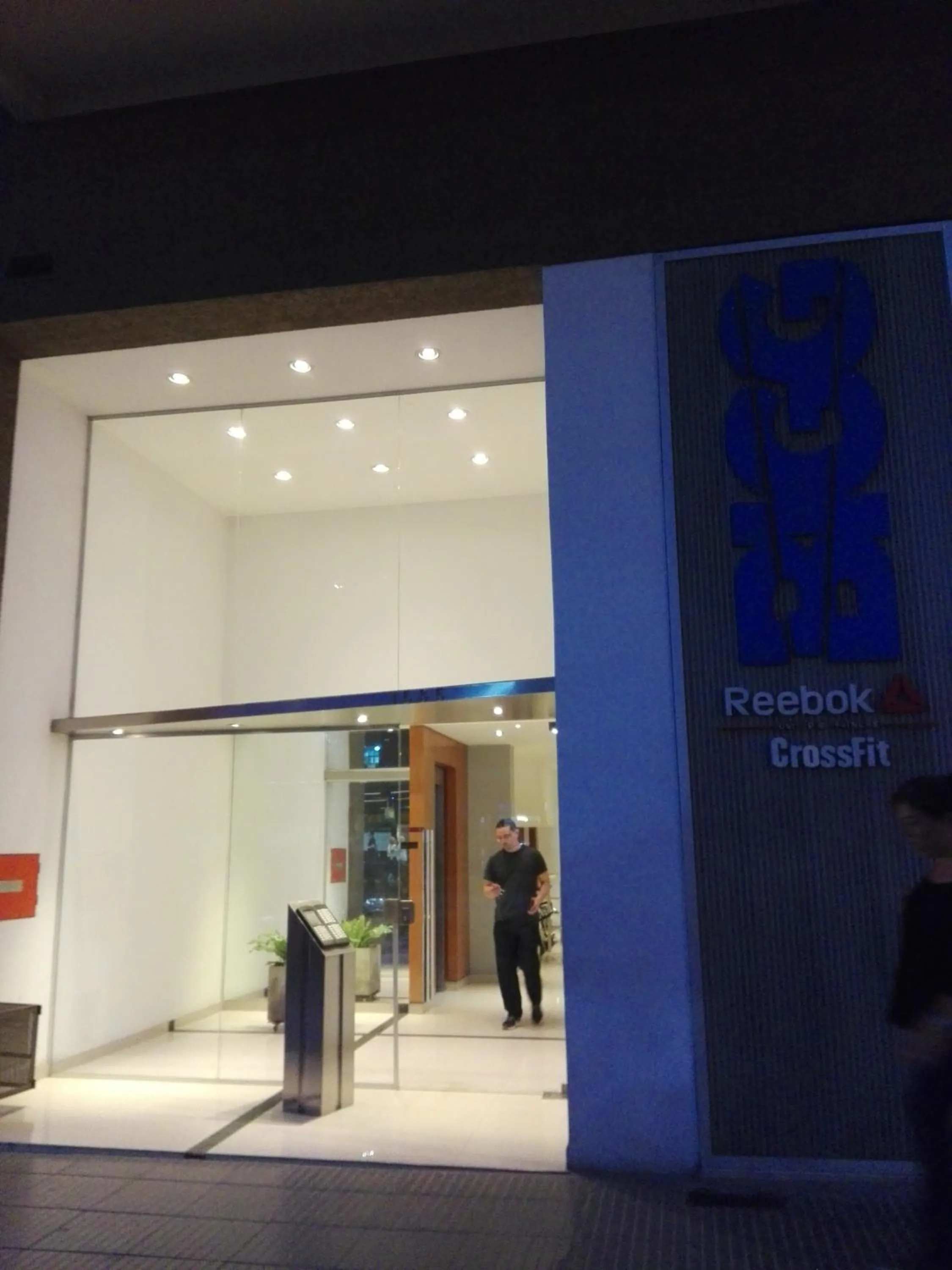 Facade/entrance in Avenida Cabildo 1535