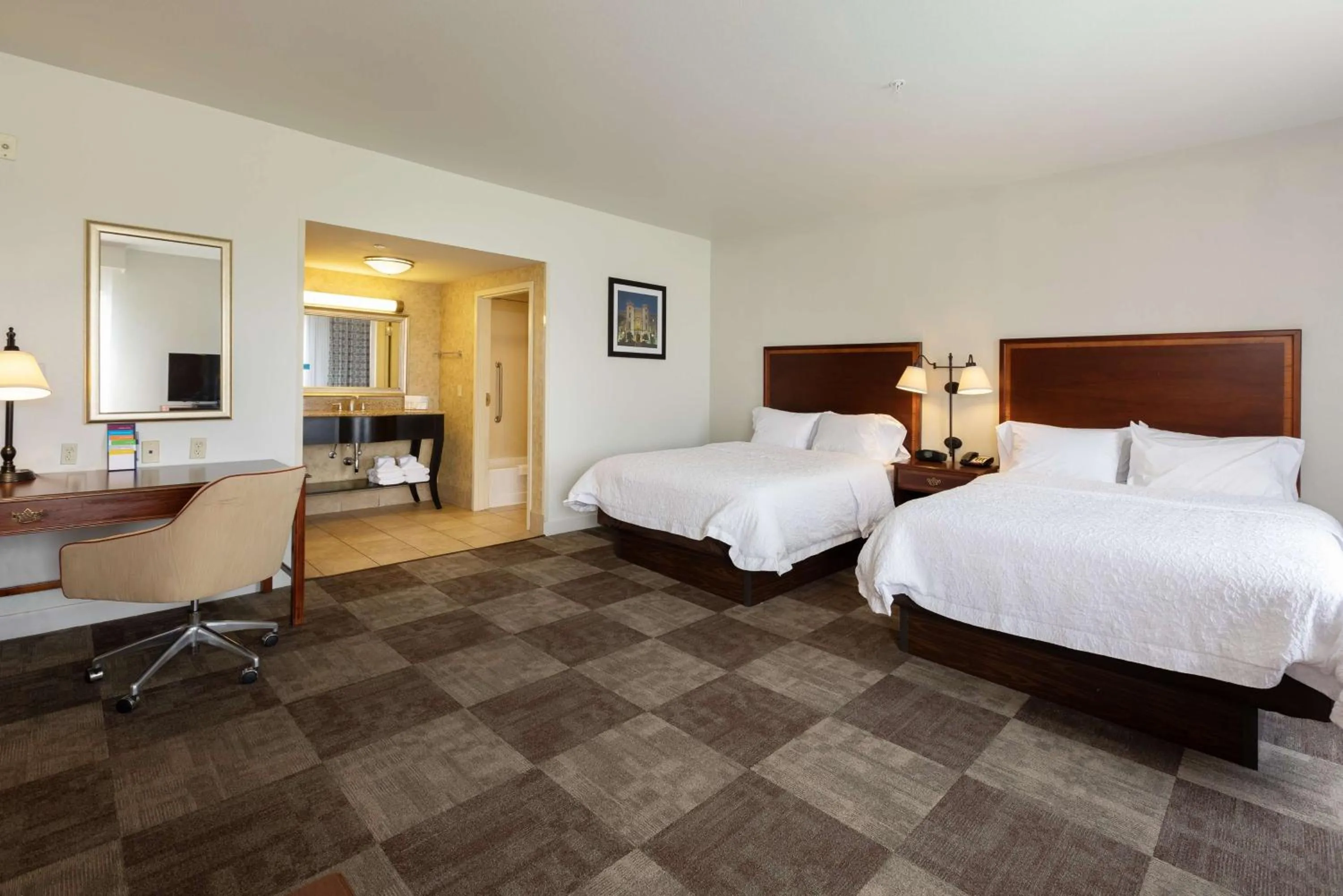 Bedroom, Bed in Hampton Inn & Suites Baton Rouge - I-10 East