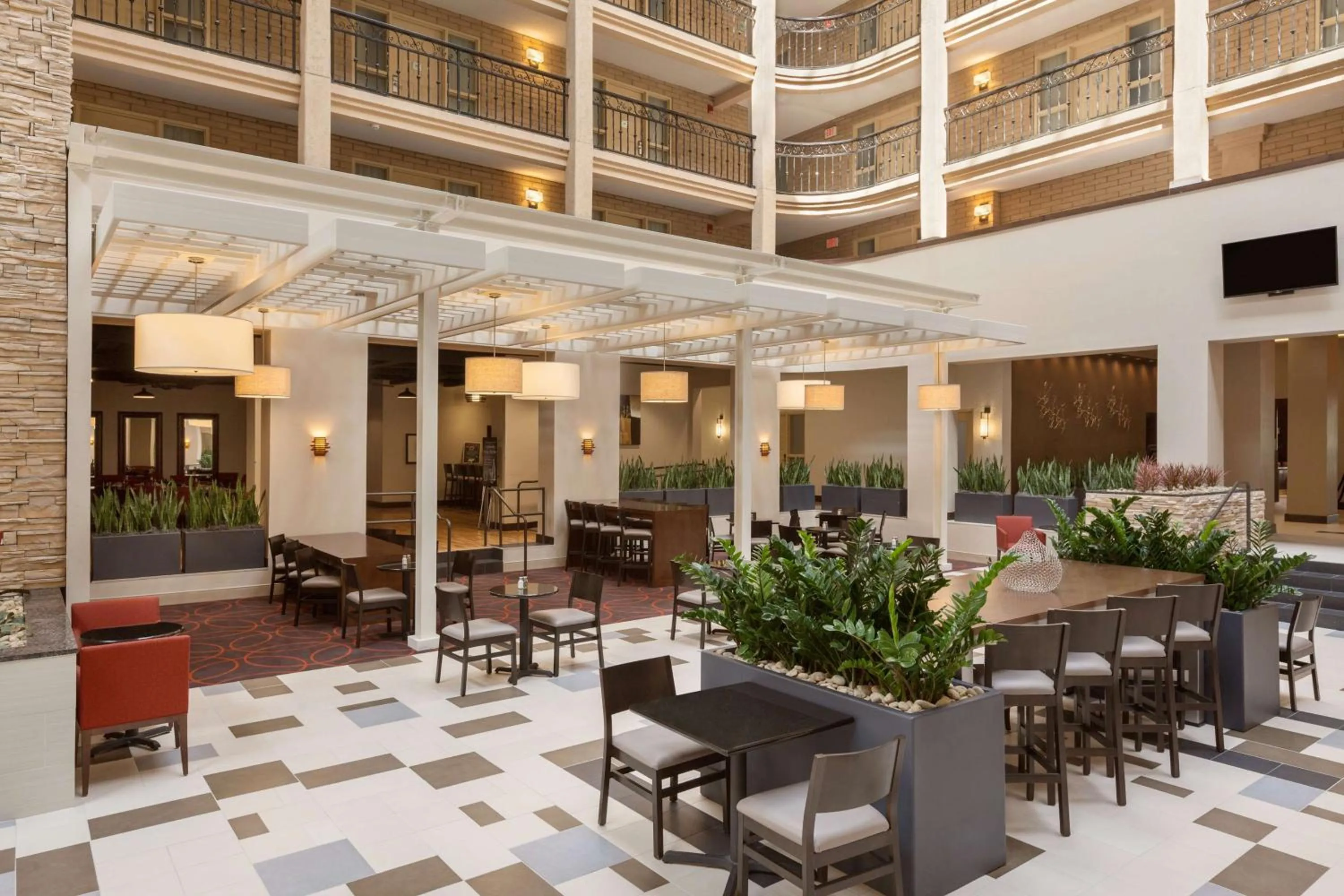 Lobby or reception in Embassy Suites Baton Rouge