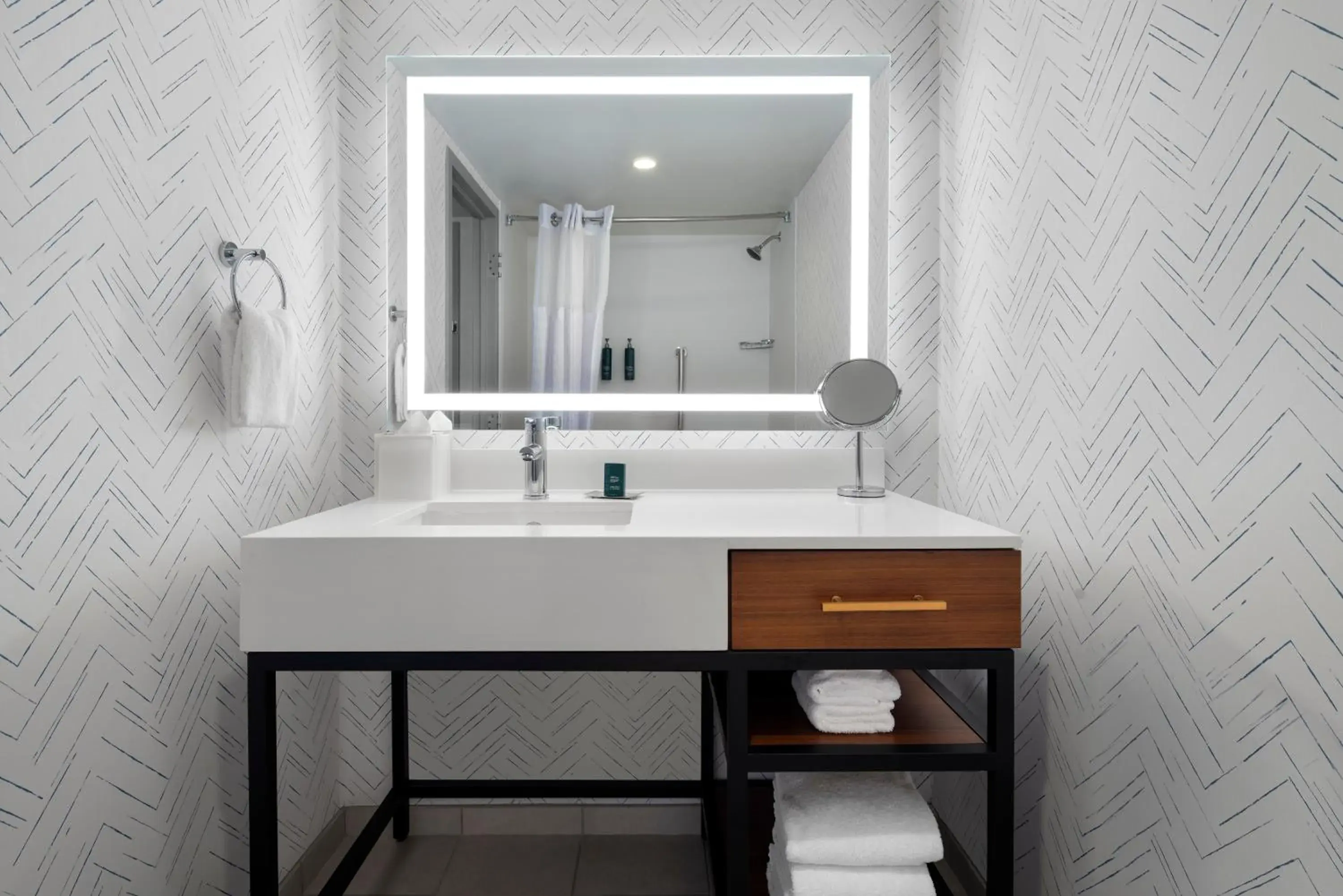 Bathroom in DoubleTree by Hilton Hartford Downtown Bathroom in DoubleTree by Hilton Hartford Downtown