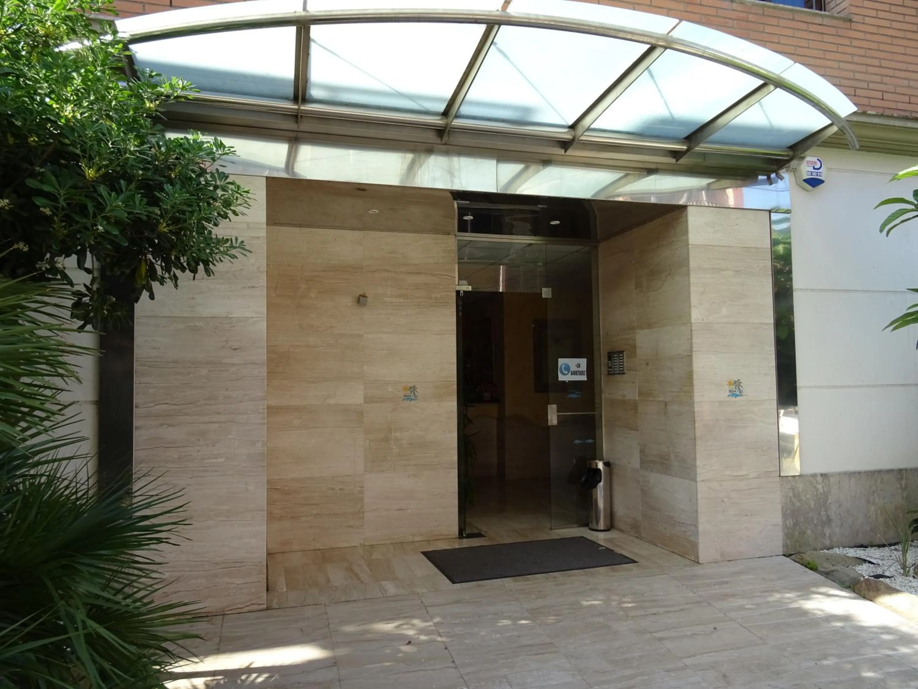 Facade/entrance in Apartamentos Selvapark