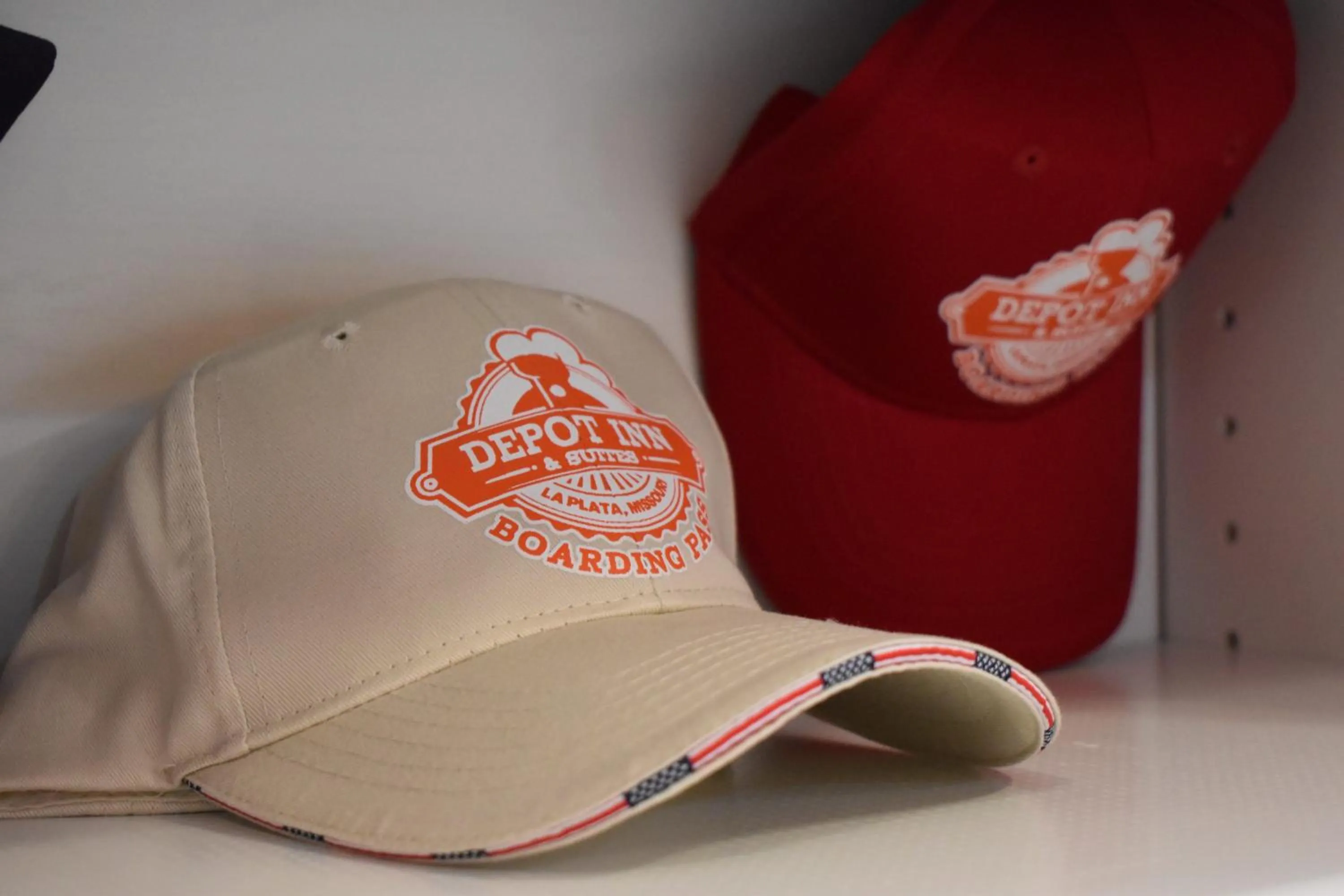 On-site shops in Depot Inn & Suites