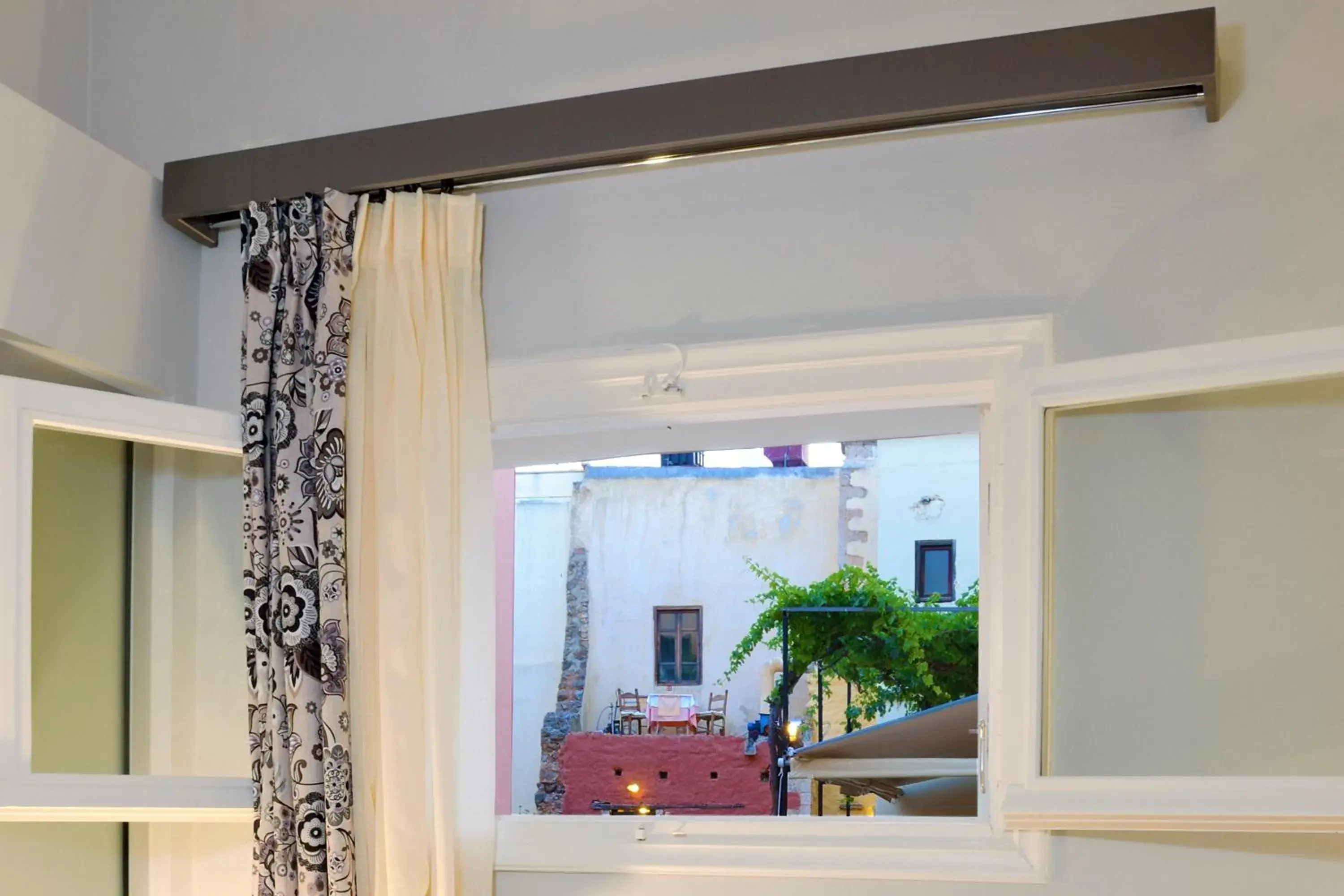 Street view in Elia Dorotheou Street view in Elia Dorotheou