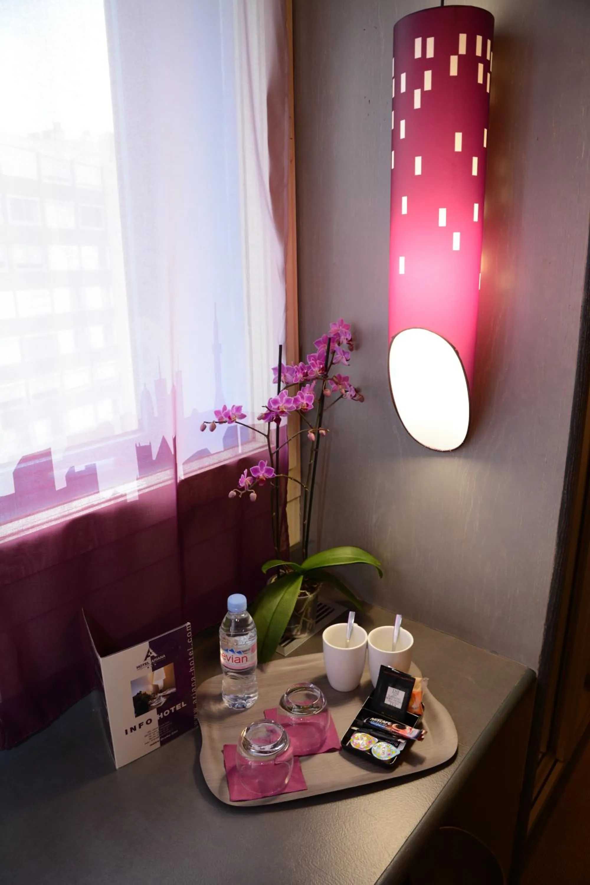 Coffee/tea facilities in Hotel Gratte-Ciel Ariana