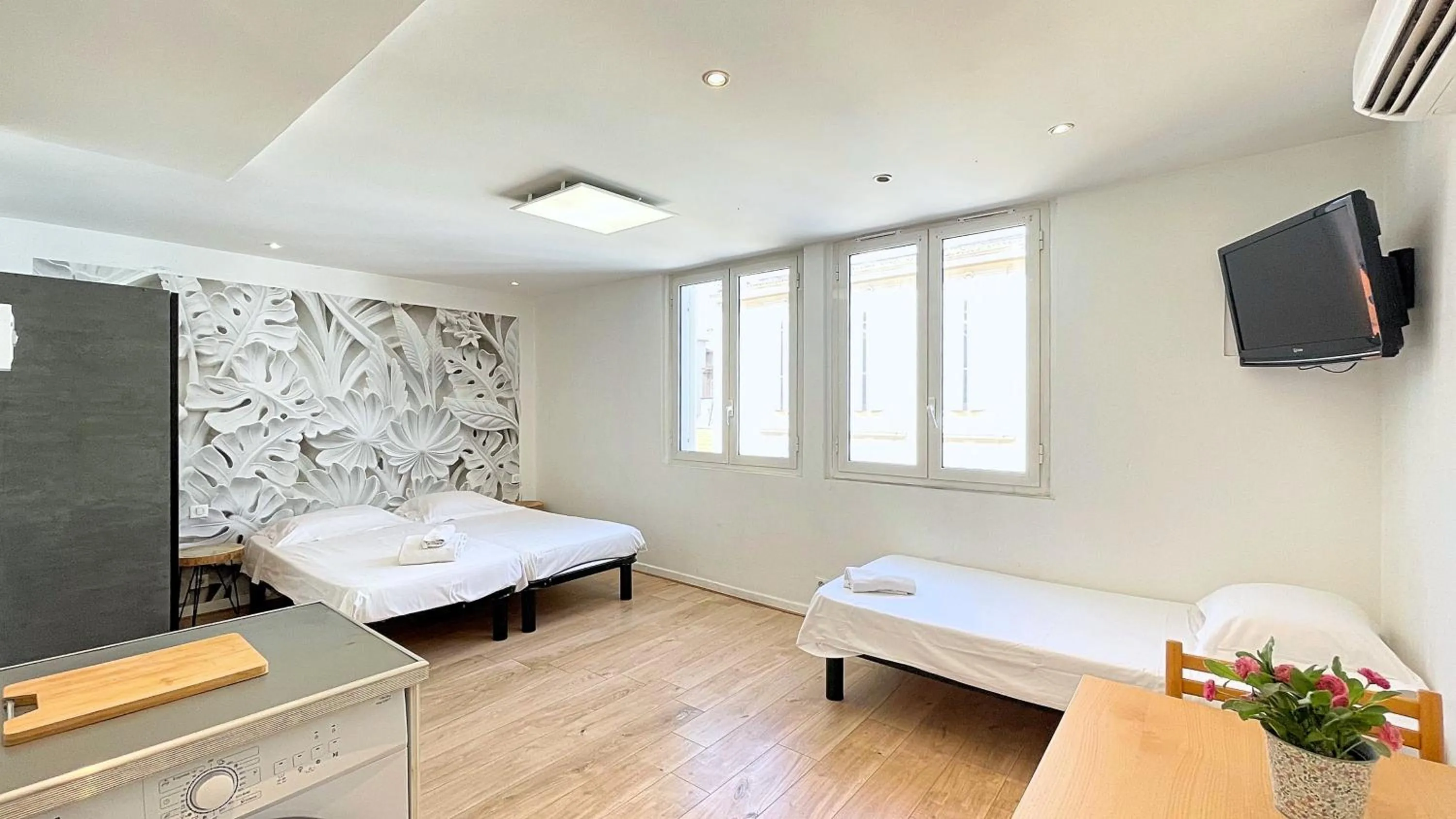 Bed in Hotel Le Florian