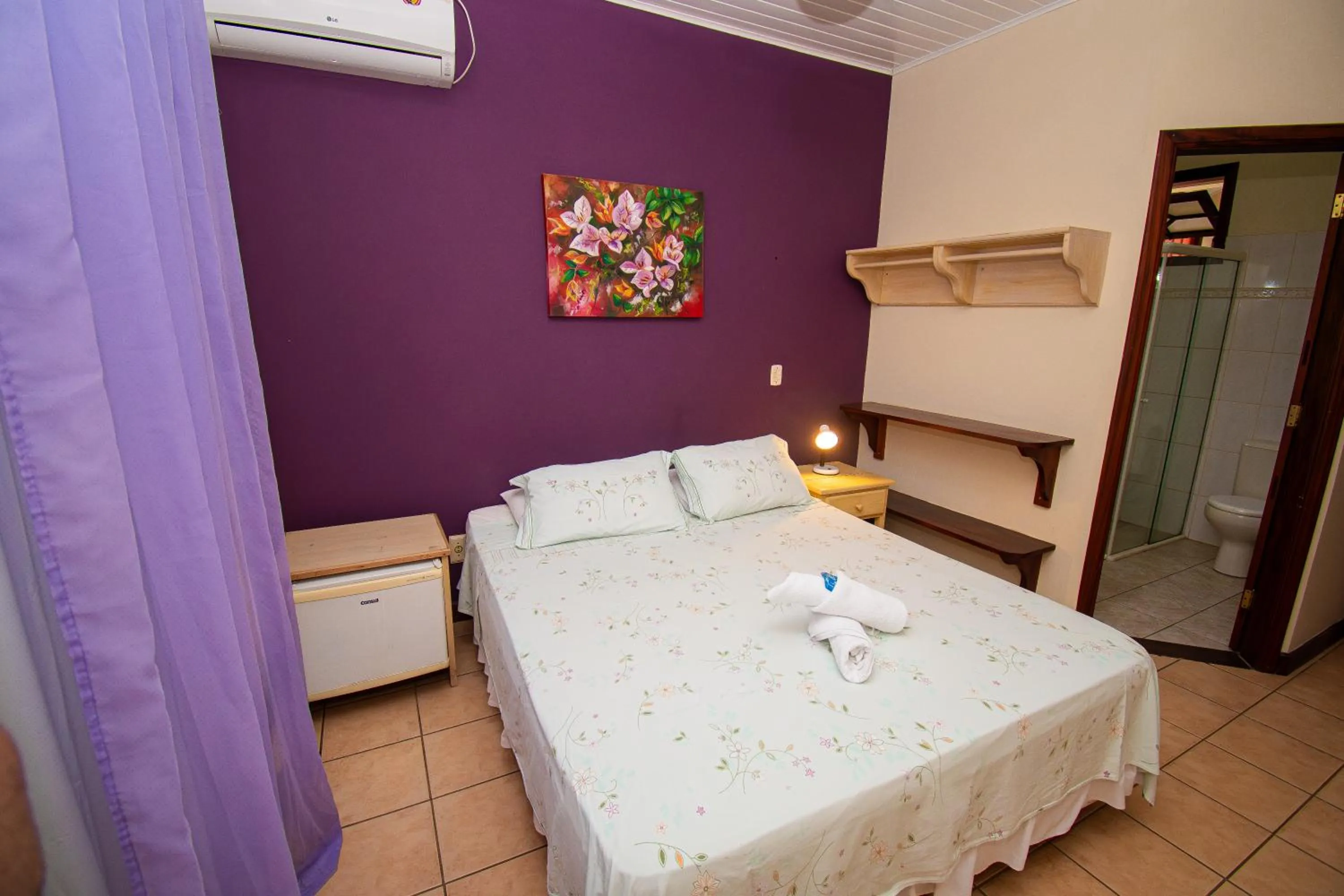 Bed in Pousada Brisa de Paraty