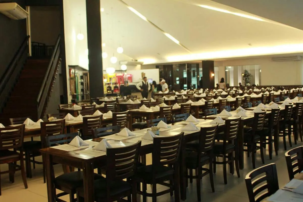 Restaurant/places to eat in Uchôa Teresina Hotel