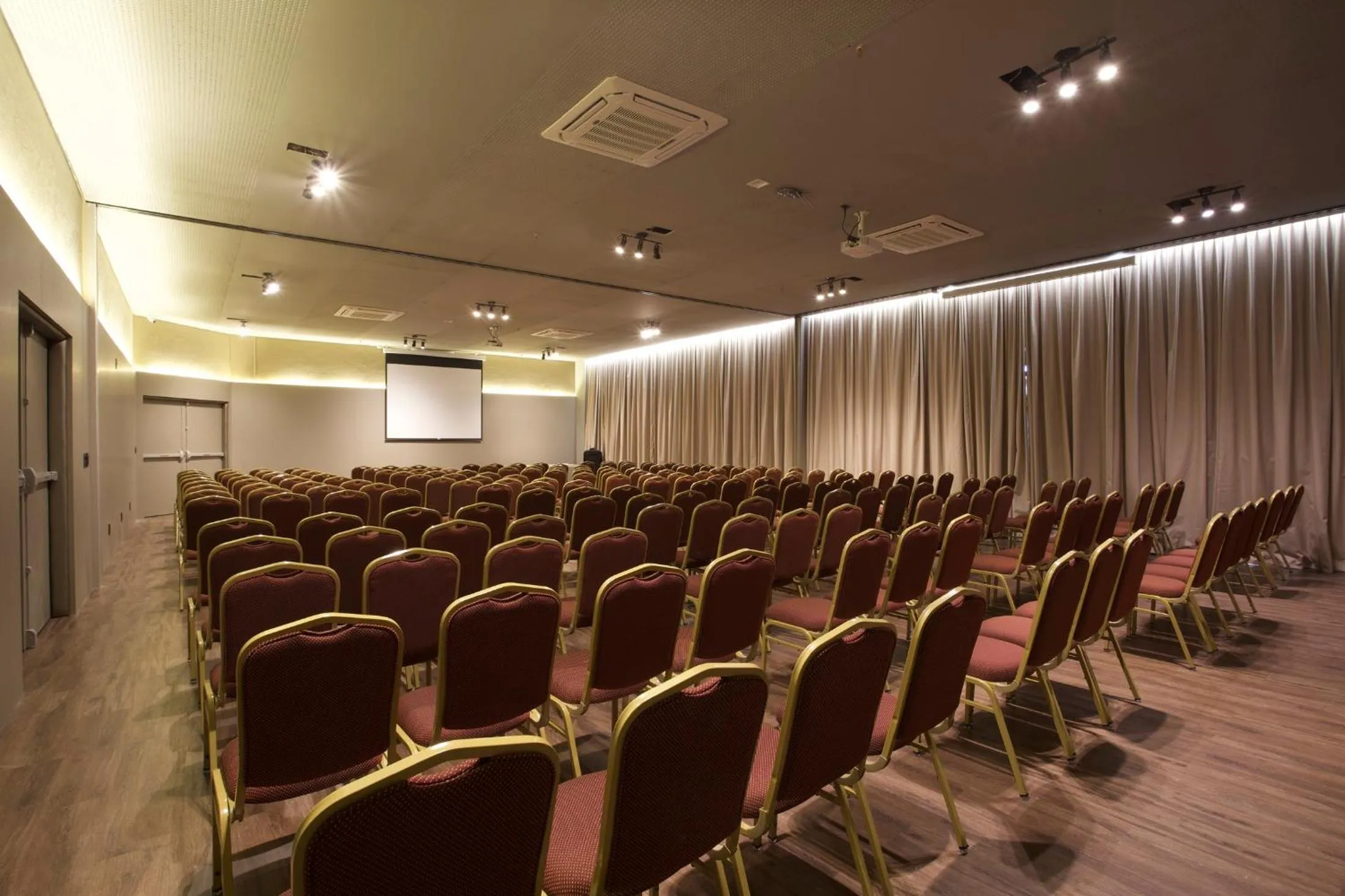 Meeting/conference room in Uchôa Teresina Hotel