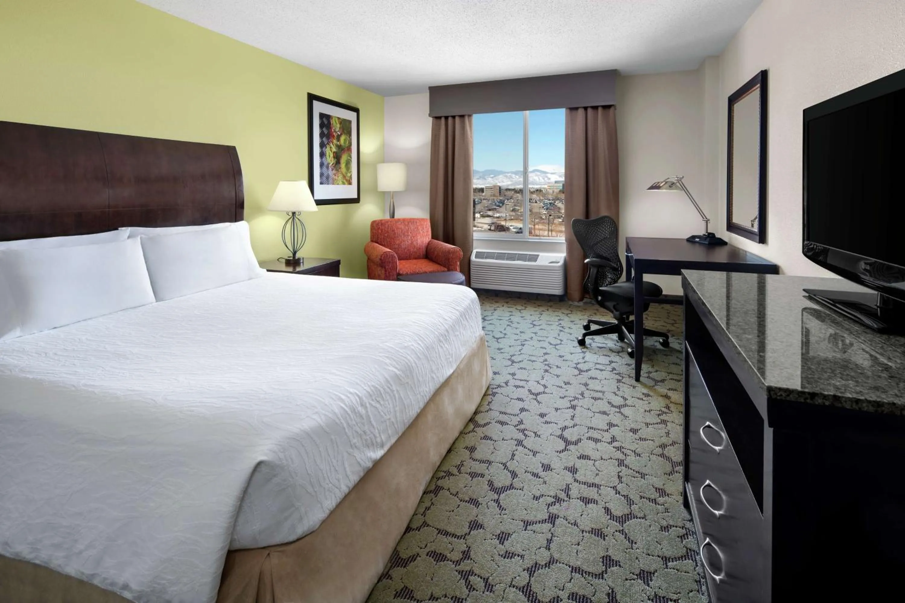 King Room - Disability Access/Hearing Accessible with Roll-In Shower - Non-Smoking in Hilton Garden Inn Denver Highlands Ranch