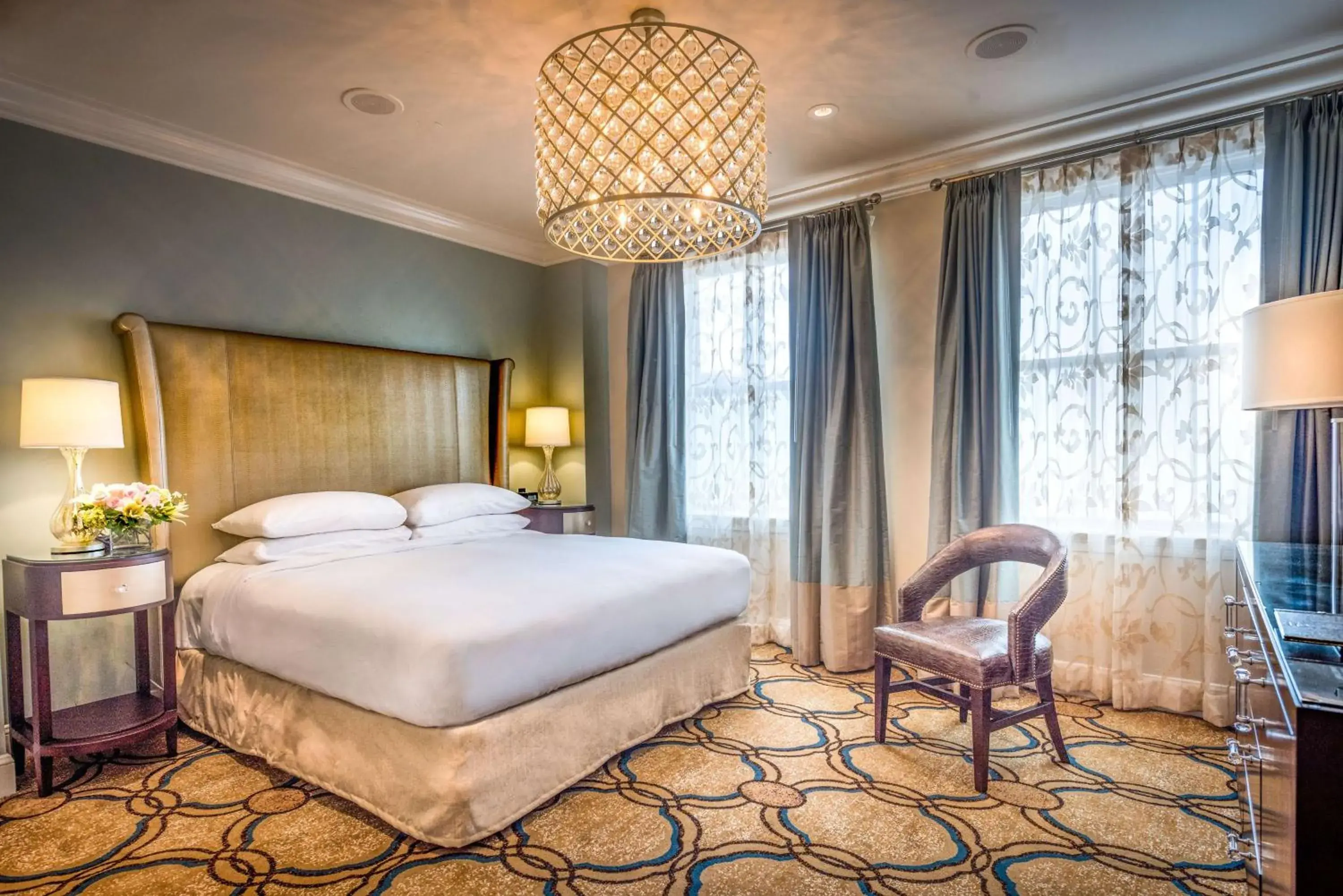 Bed in Hilton Baton Rouge Capitol Center Bed in Hilton Baton Rouge Capitol Center