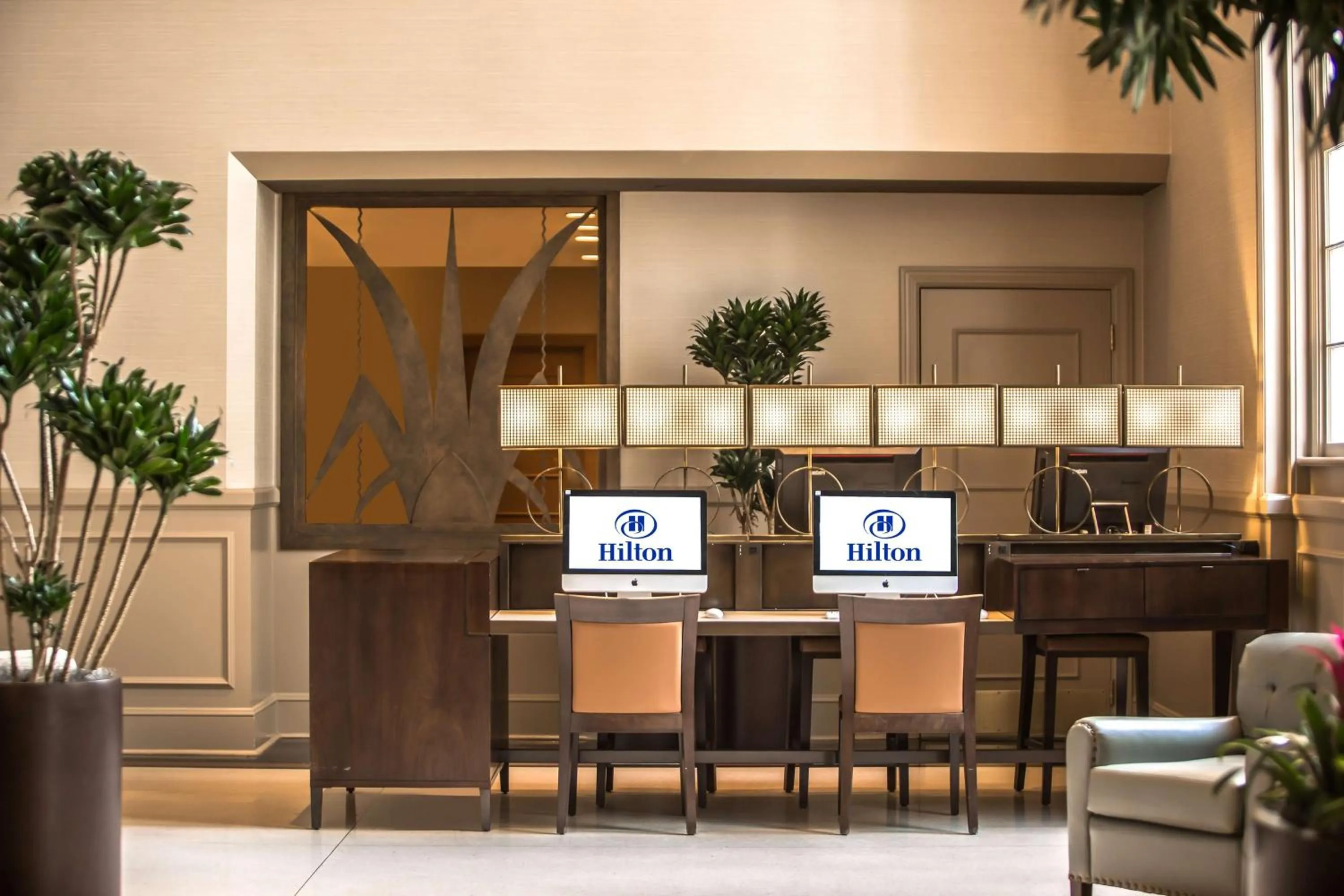 Business facilities in Hilton Baton Rouge Capitol Center