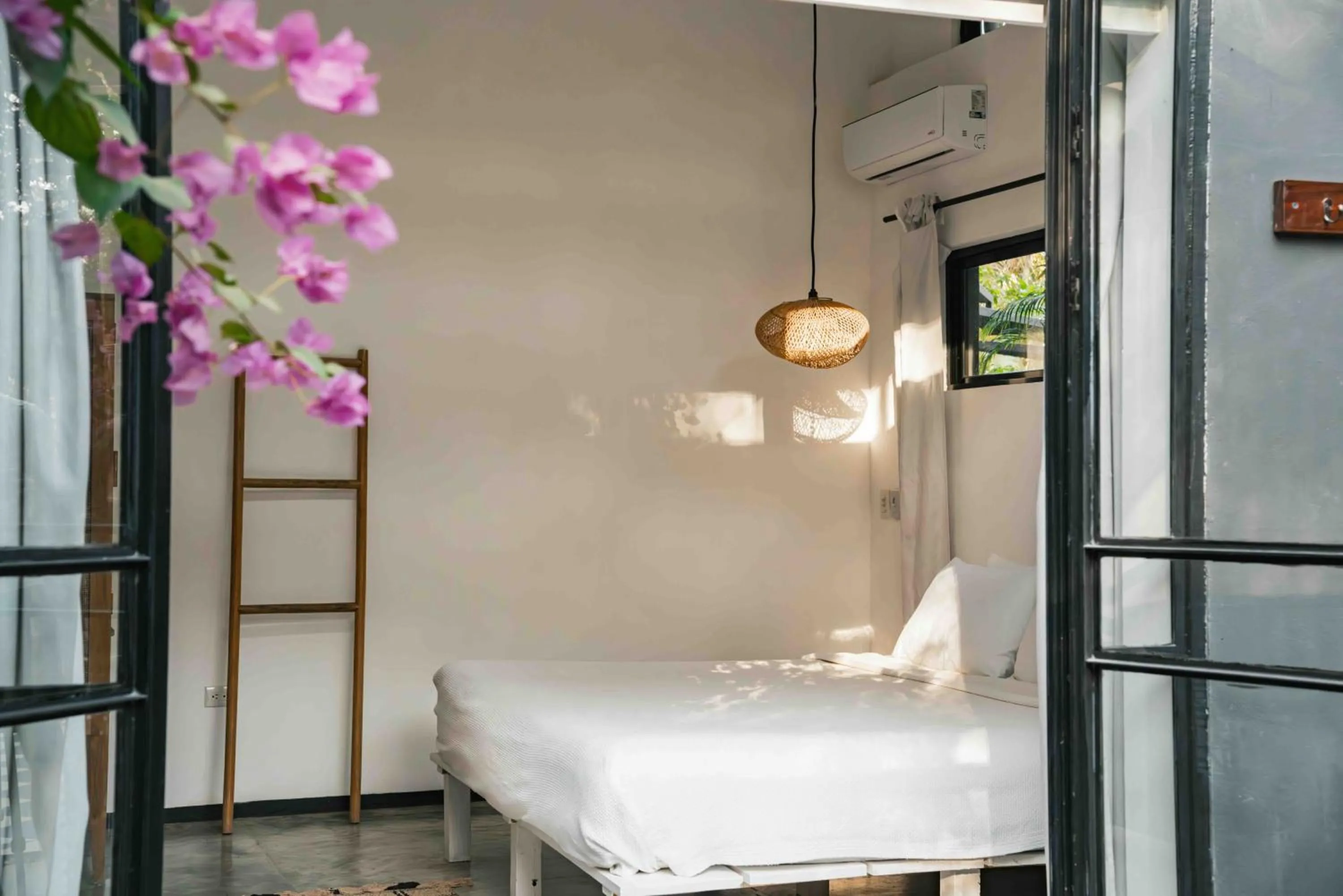 Bed in La Negra Surf Hotel