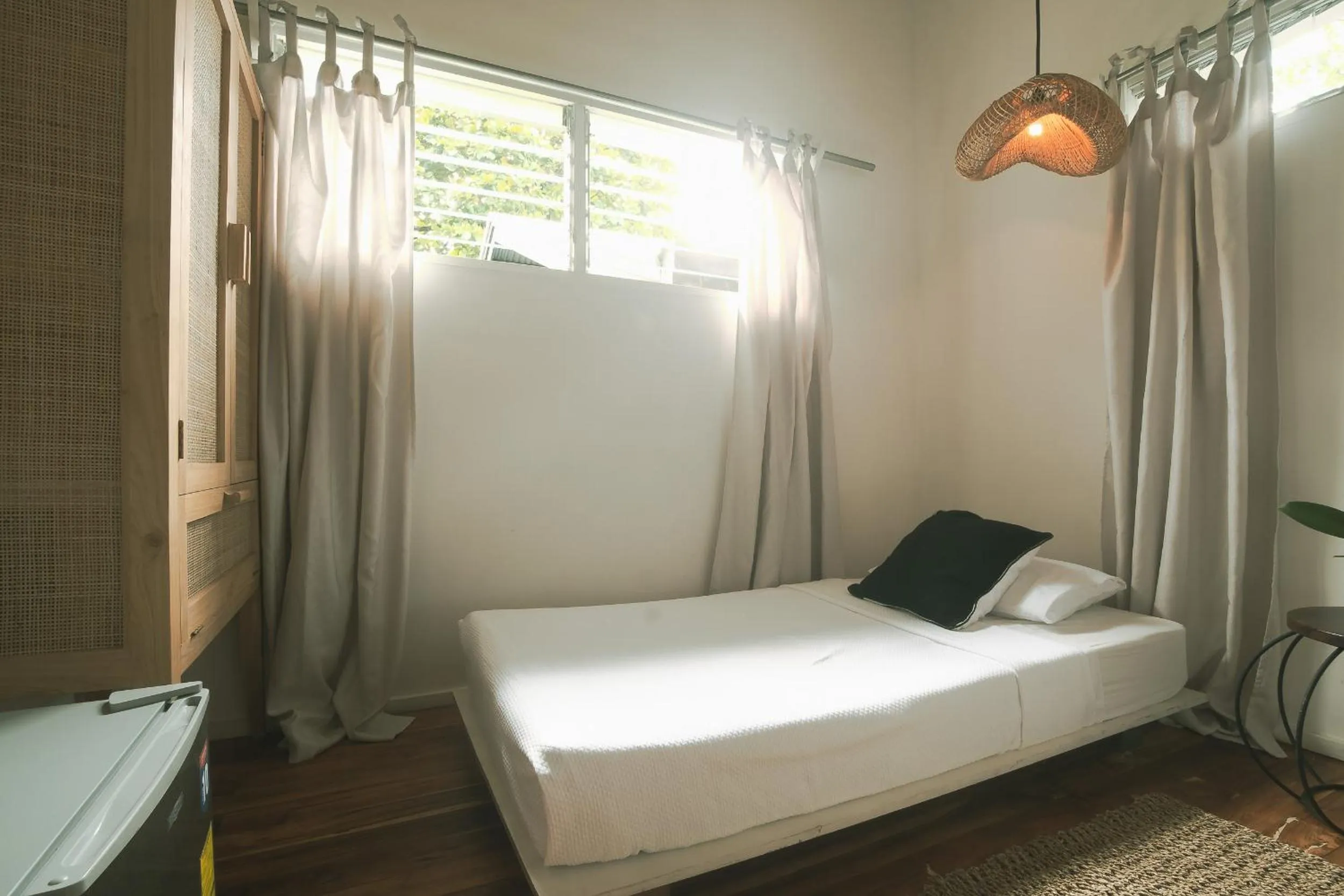 Photo of the whole room, Bed in La Negra Surf Hotel