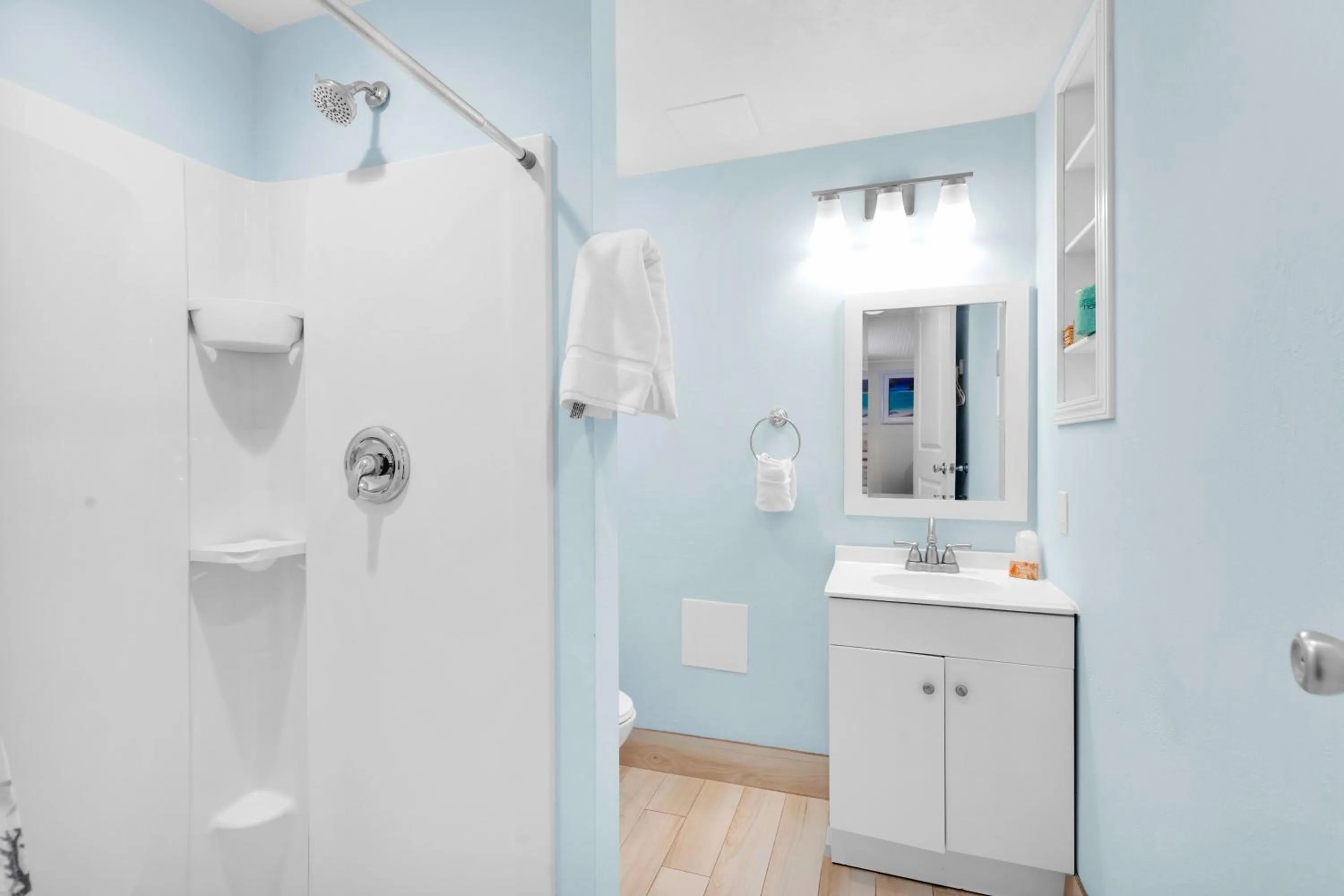 Sunset Cove Beach Resort