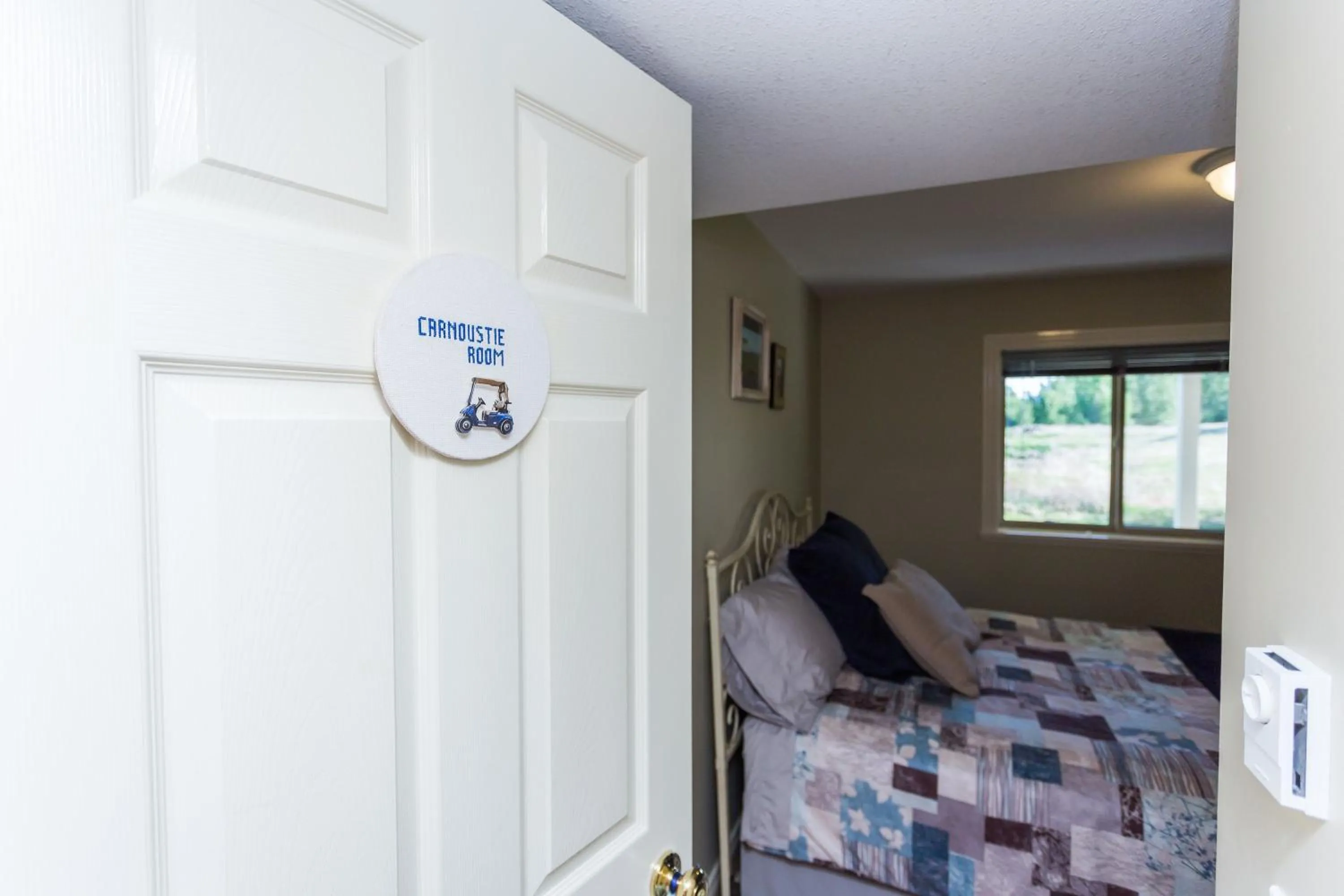 Bedroom, Bed in Overlander B&B