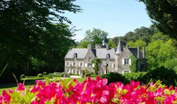 Facade/entrance in Manoir De Kertalg