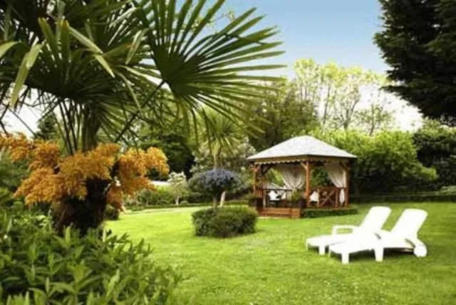 Garden in Manoir De Kertalg