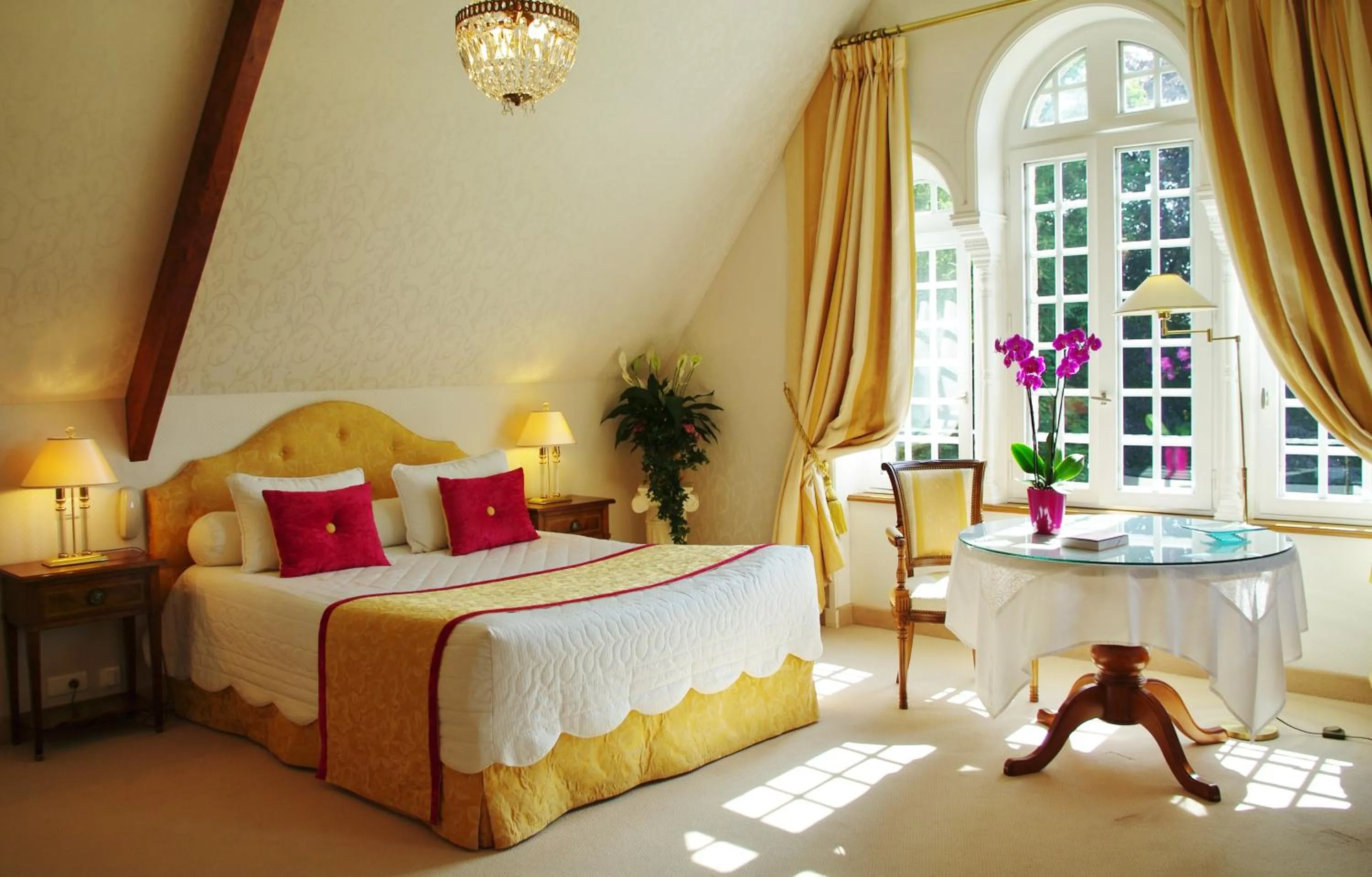 Bedroom, Bed in Manoir De Kertalg