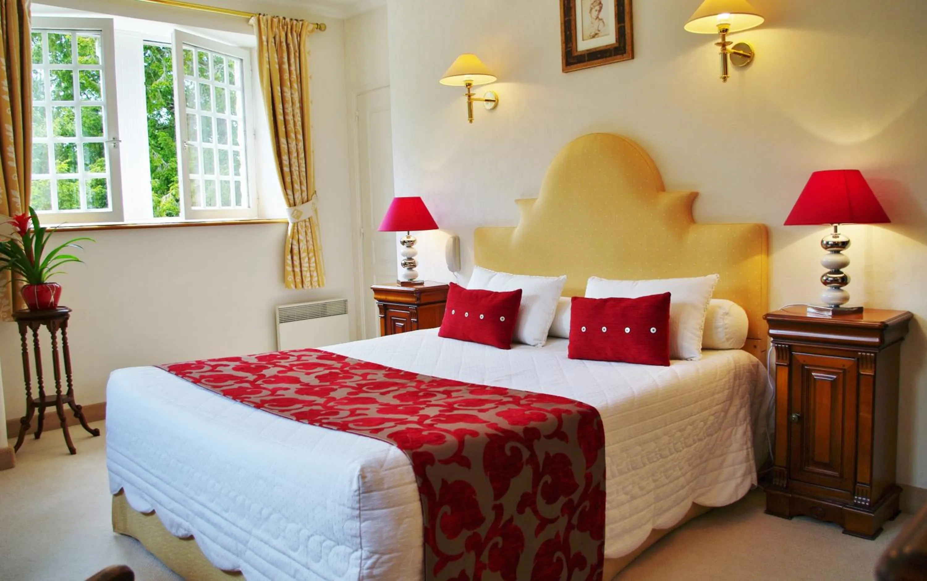 Bedroom, Bed in Manoir De Kertalg