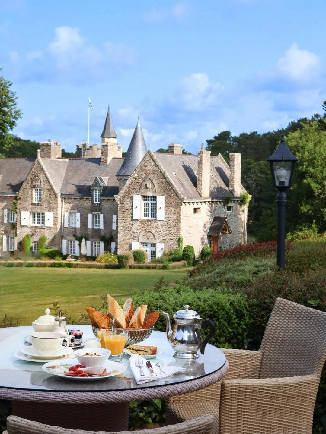 Garden view in Manoir De Kertalg