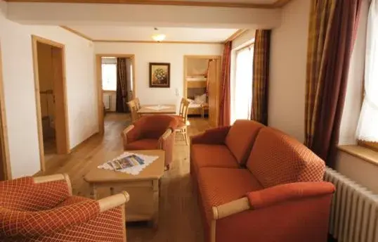 Superior Two-Bedroom Apartment in Naturparkhotel Schwarzwaldhaus Superior Two-Bedroom Apartment in Naturparkhotel Schwarzwaldhaus