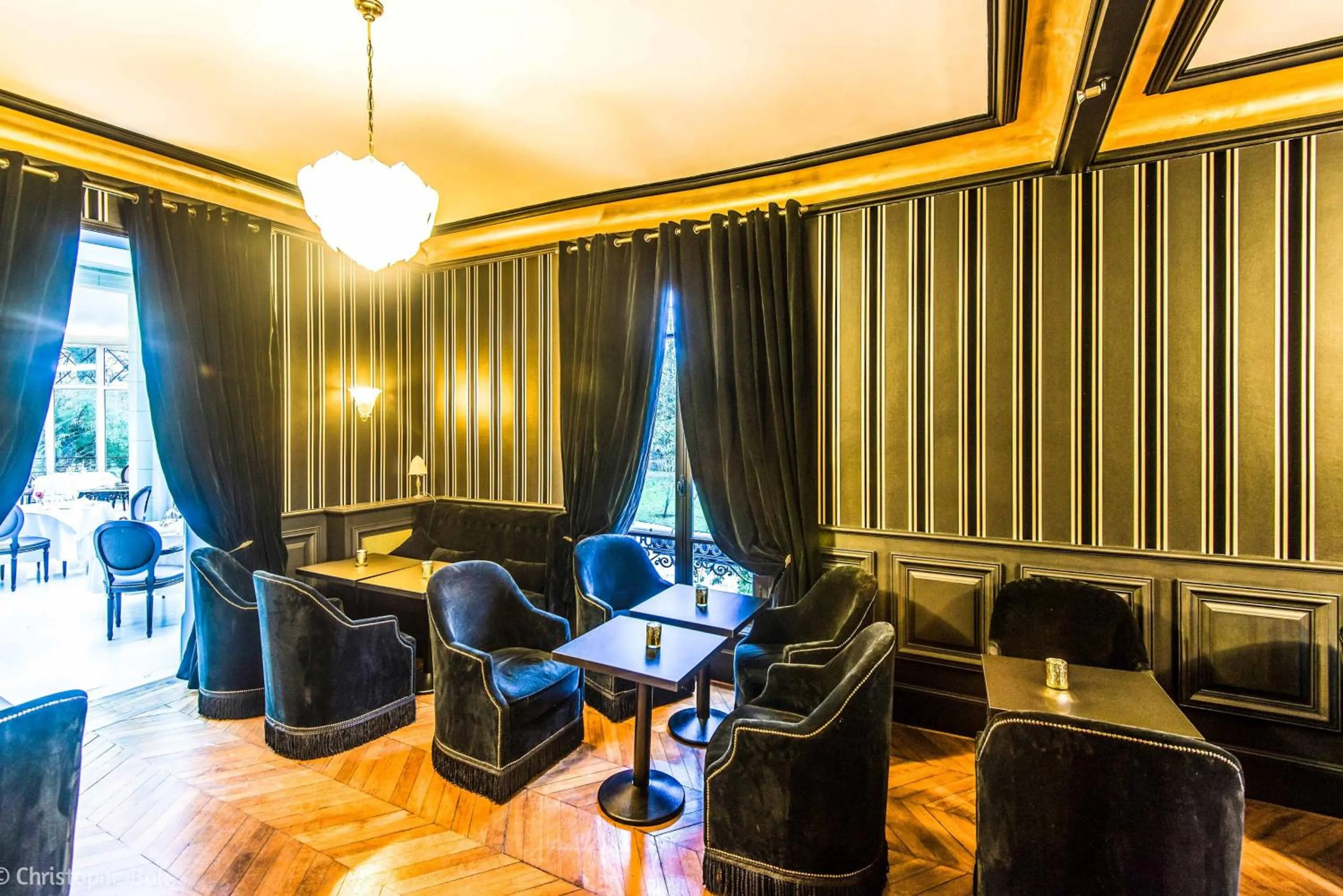 Lounge or bar in Les Jardins d'Epicure