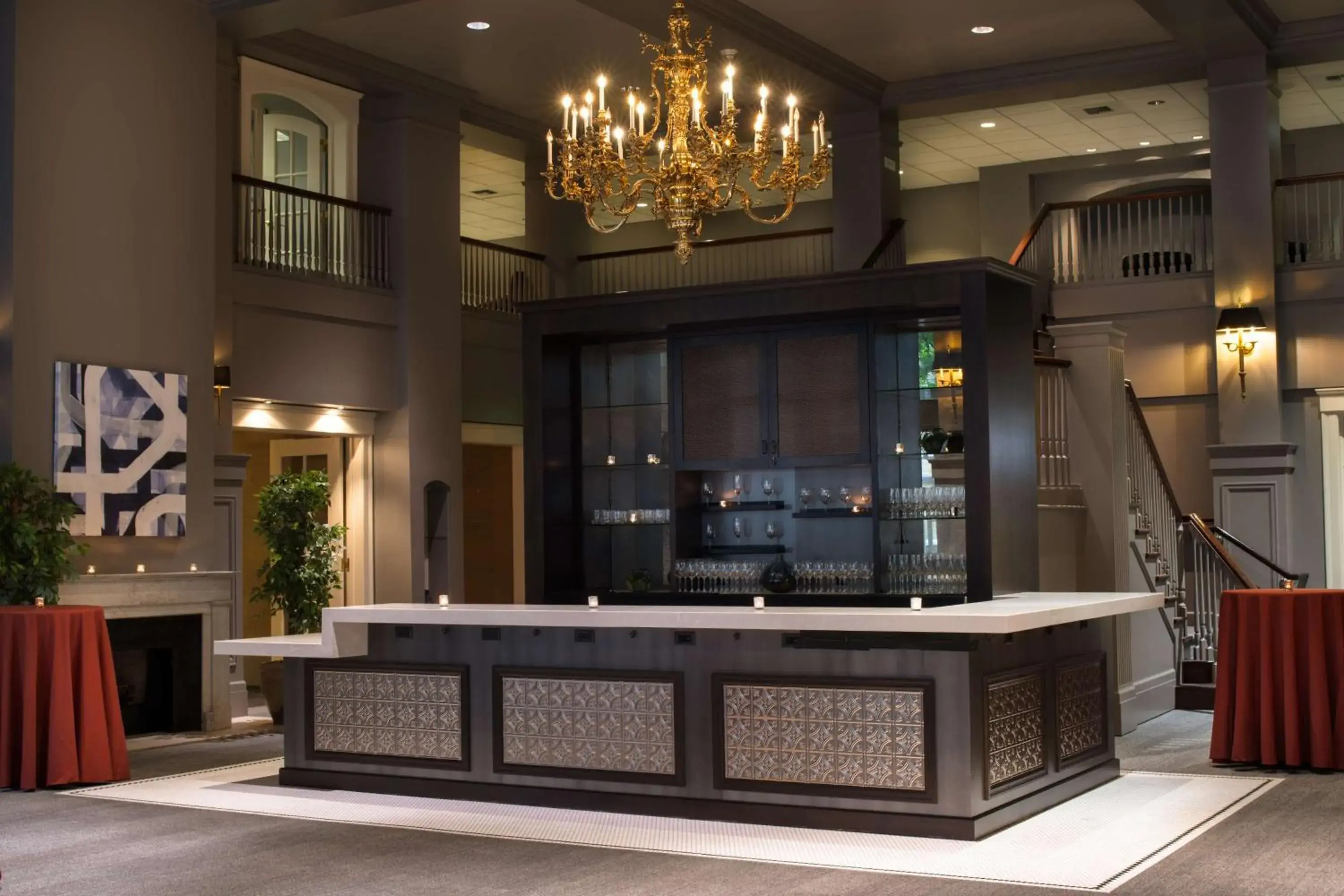 Lounge or bar in Hilton Motif Seattle Lounge or bar in Hilton Motif Seattle
