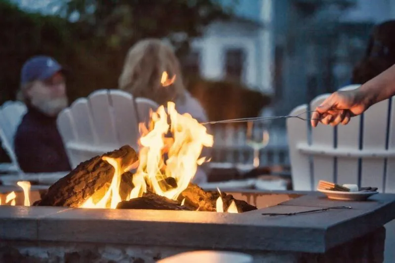 Restaurant/places to eat in National Hotel