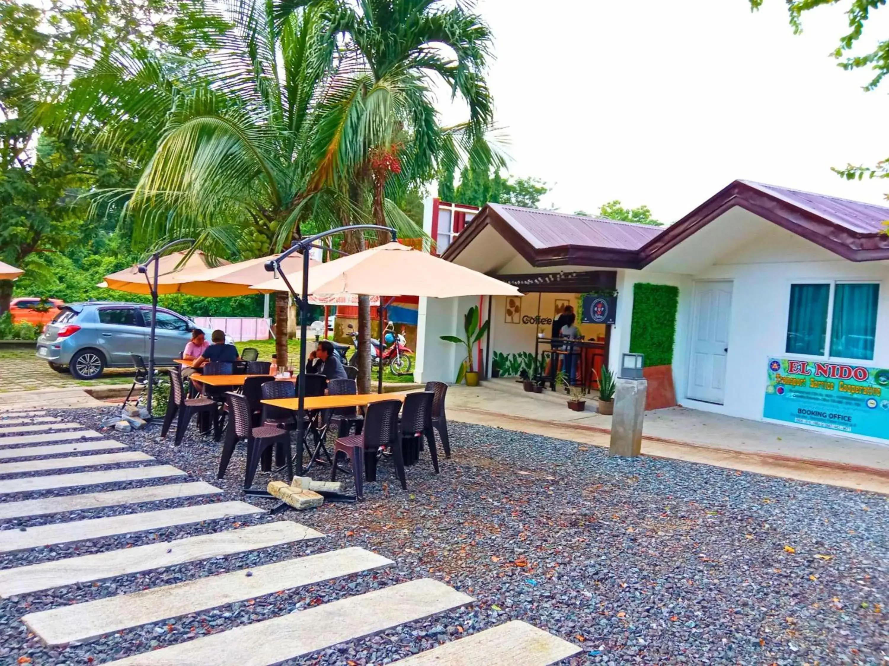 Property building in Suites by Eco Hotels Property building in Suites by Eco Hotels