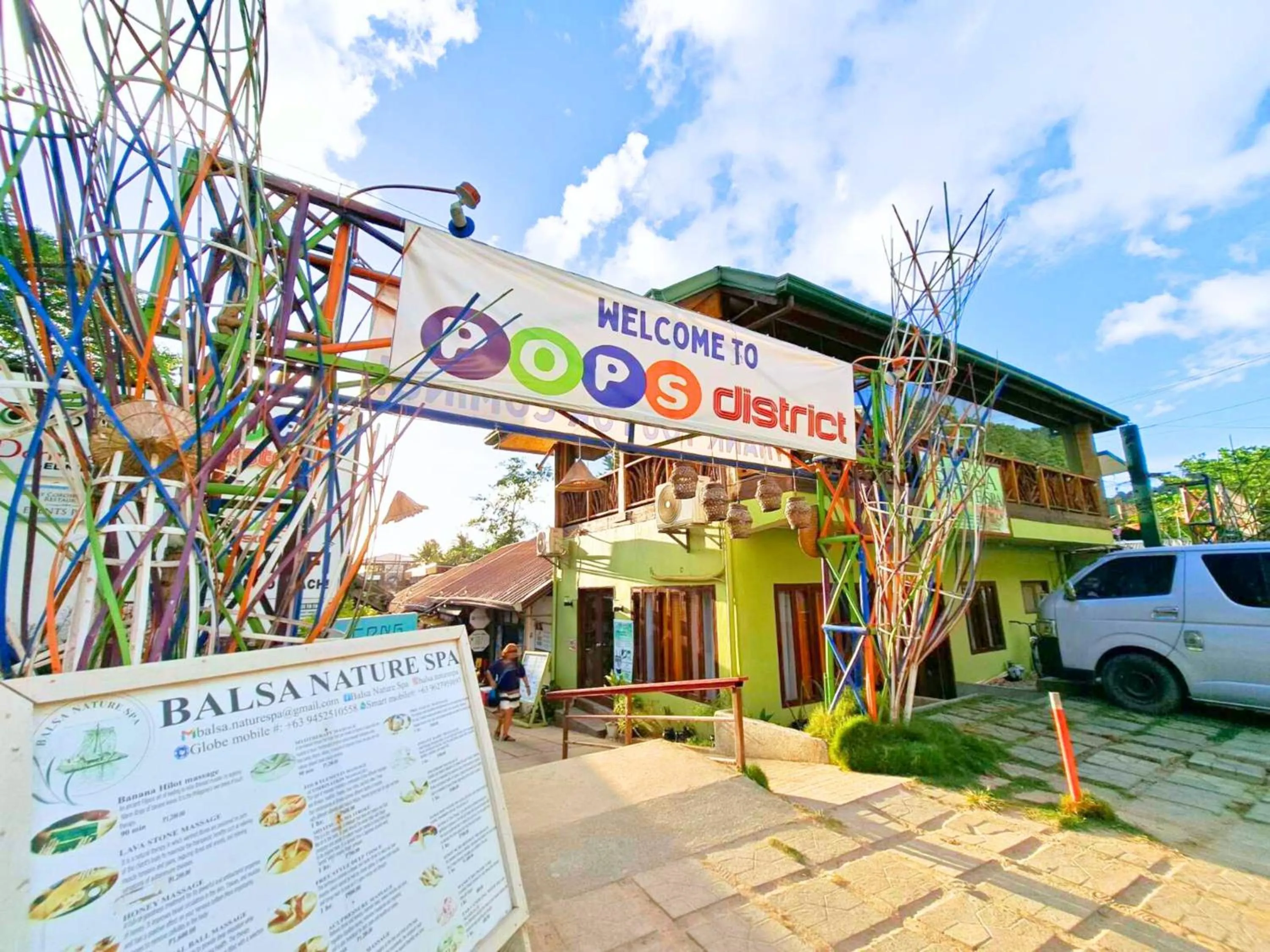 Area and facilities in Suites by Eco Hotels