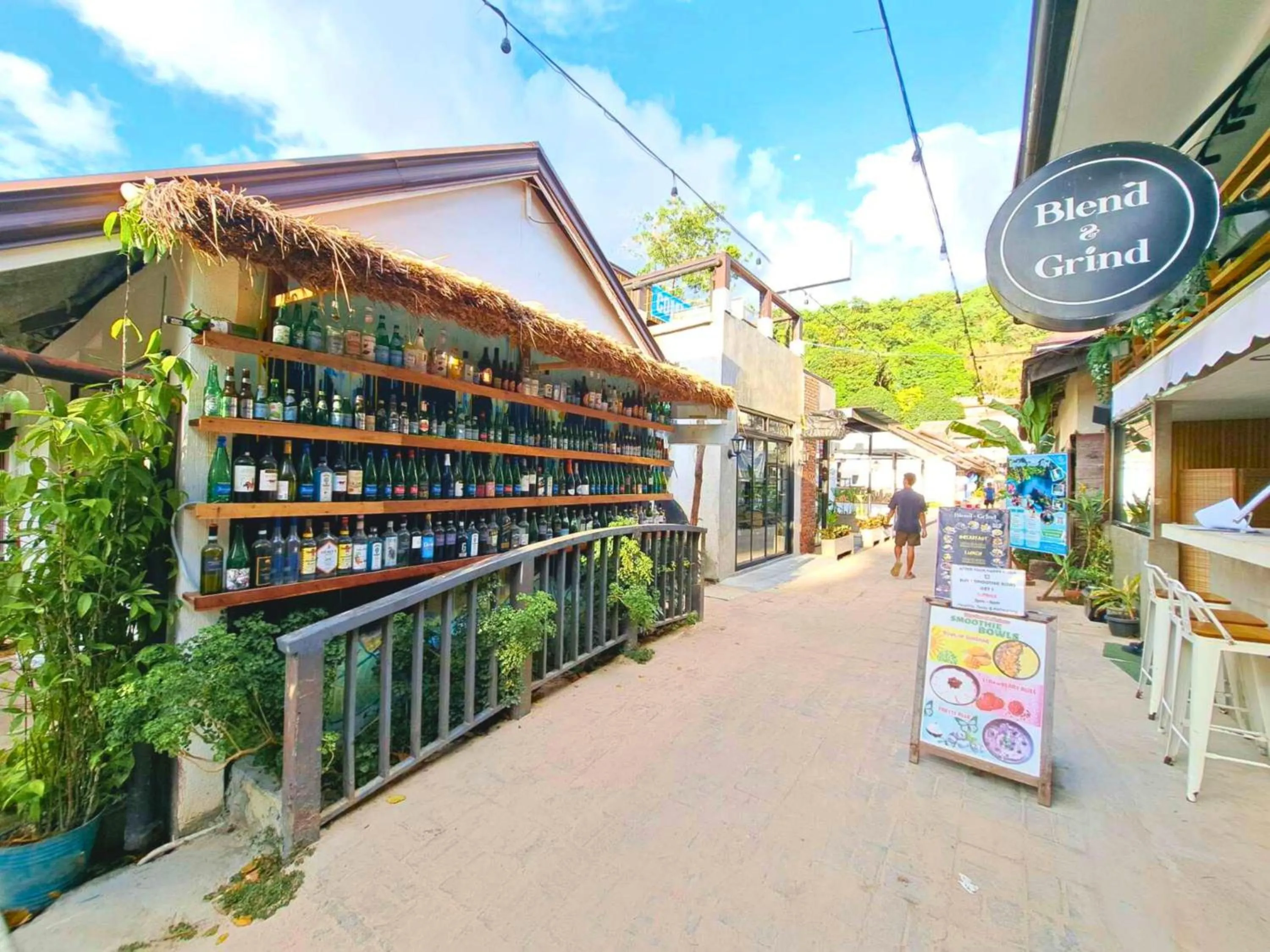 Area and facilities in Suites by Eco Hotels