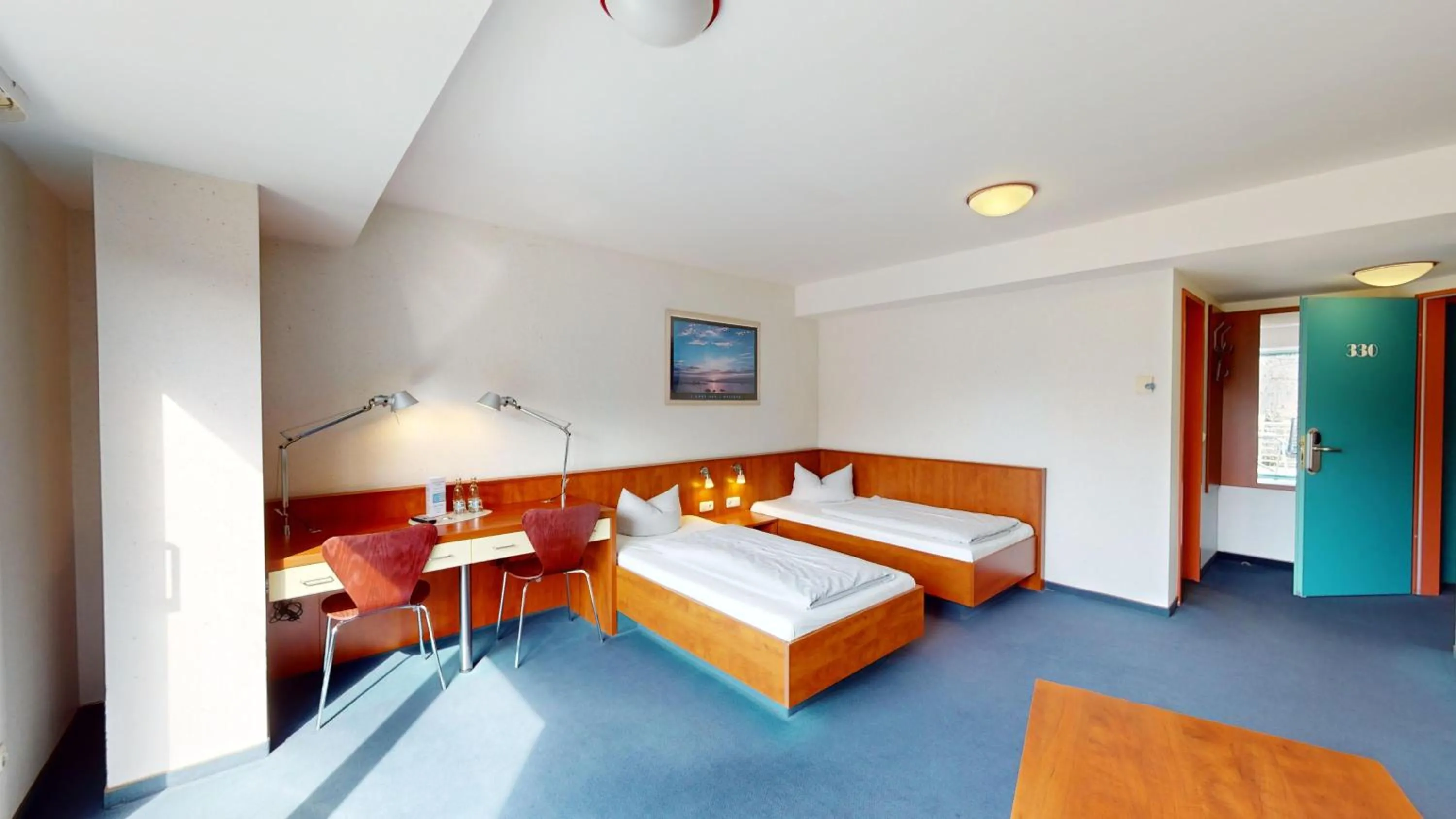 Double or Twin Room with Private Bathroom in Landessportschule Bad Blankenburg