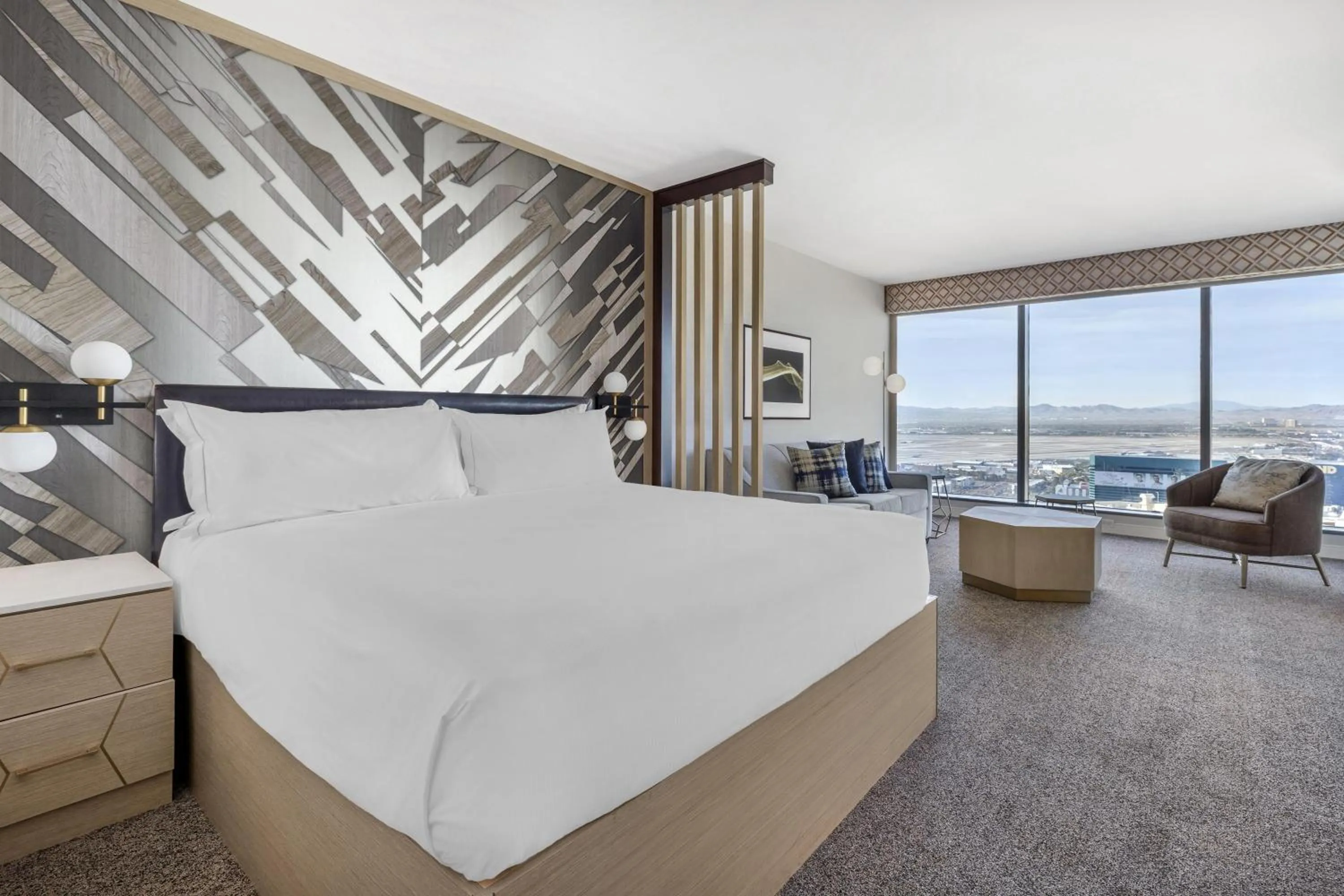 Living room, Bed in Hilton Grand Vacations Club Elara Center Strip Las Vegas