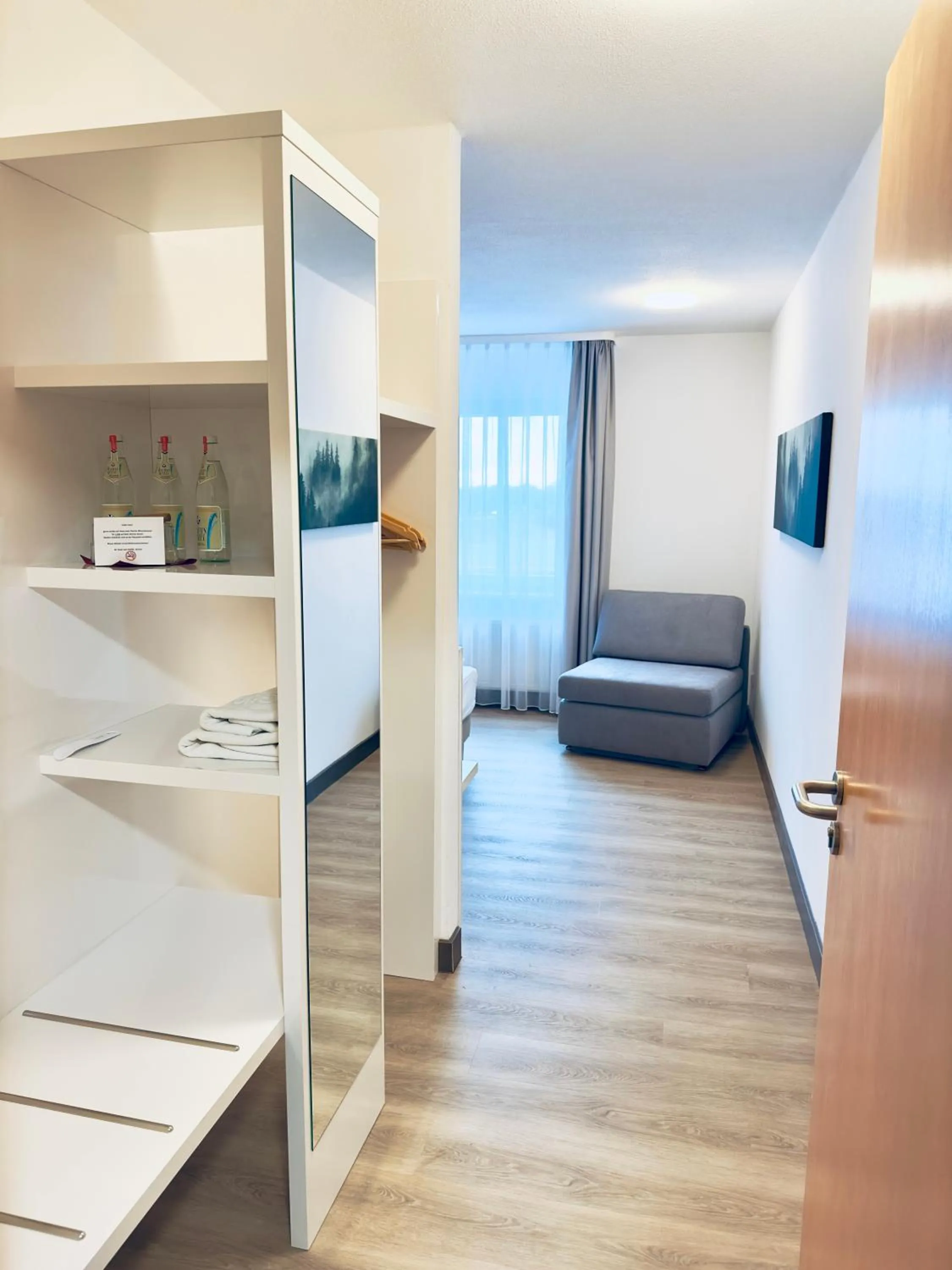 Photo of the whole room, Bed in Hotel Günter