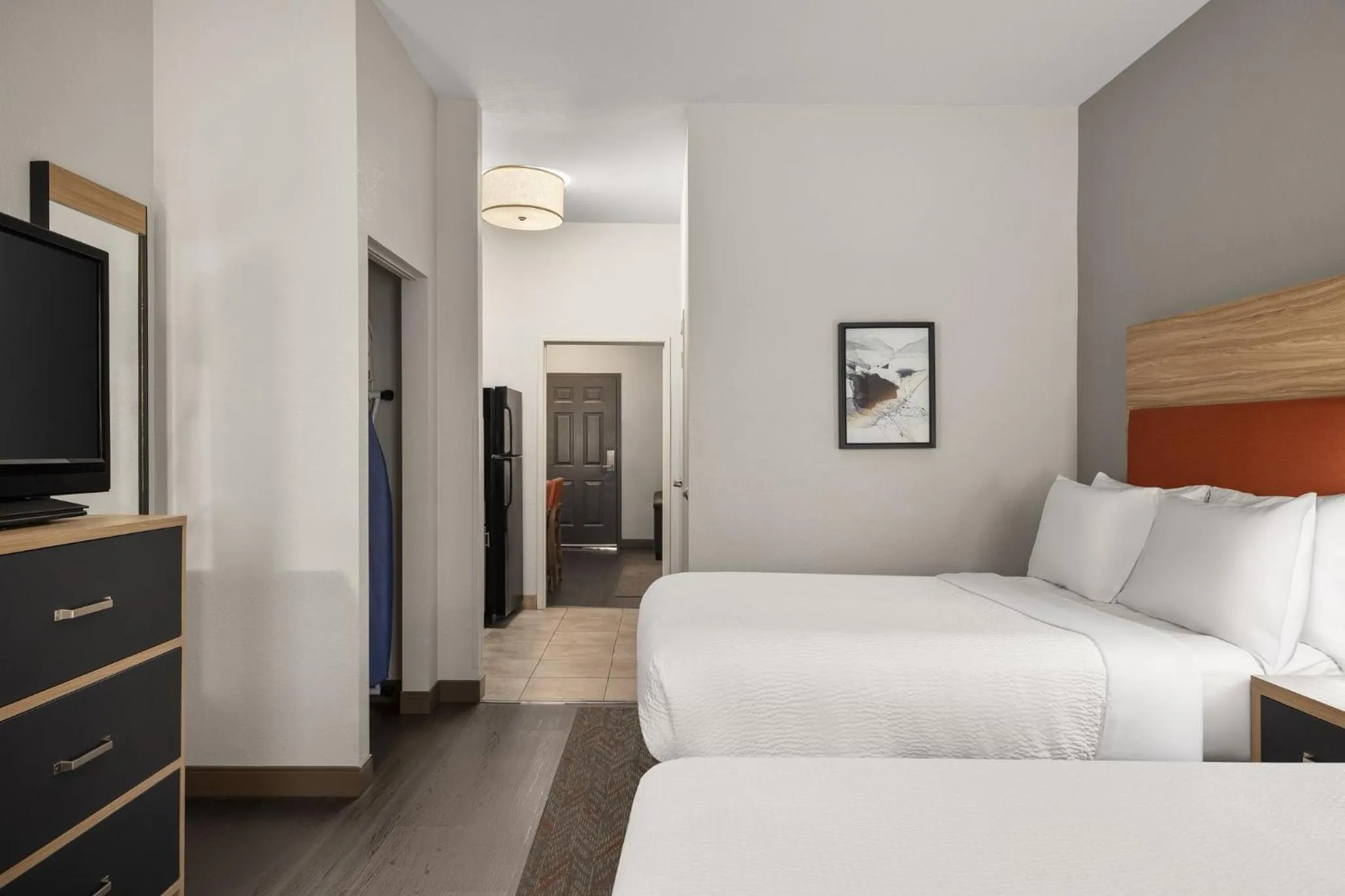 Photo of the whole room, Bed in Candlewood Suites San Diego by IHG